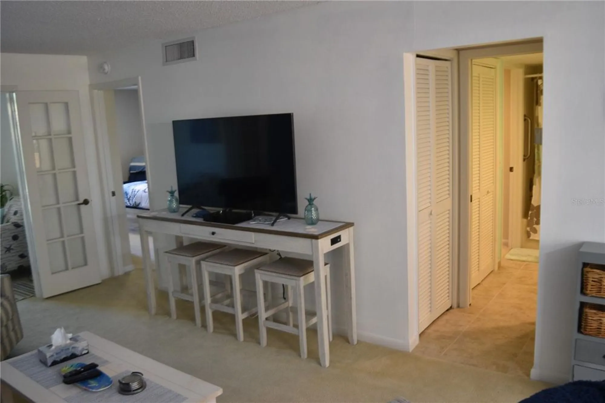 Property Slideshow image 15 of 59 | 3062 eastland blvd # d206, Clearwater, FL, 33761
