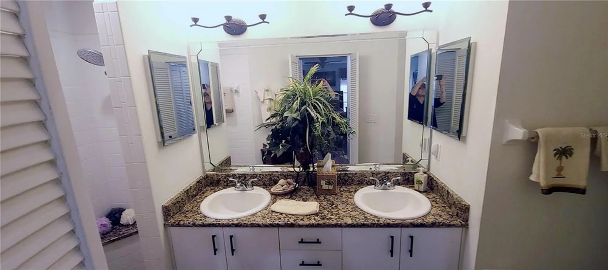 Property Slideshow image 12 of 21 | 6543 pine walk dr, New Port Richey, FL, 34655