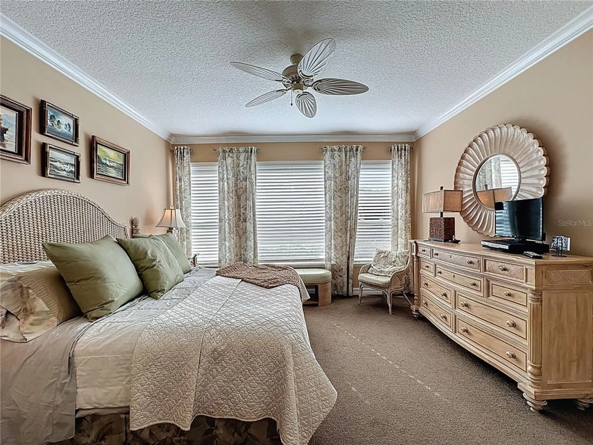 Property Slideshow image 32 of 43 | 404 silver maple rd, Groveland, FL, 34736