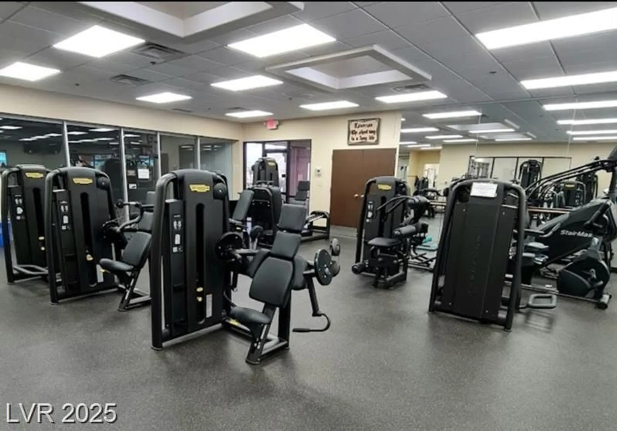 Property Slideshow image 32 of 38 | 10713 paradise point dr, Las Vegas, NV, 89134