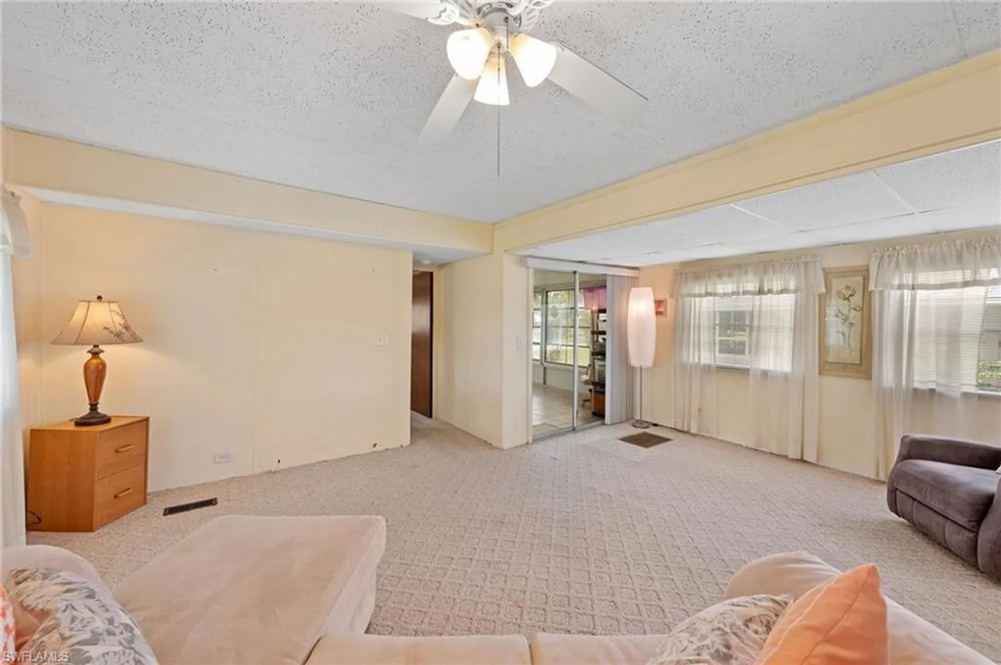 Property Slideshow image 14 of 40 | 16 san remo cir, Naples, FL, 34112