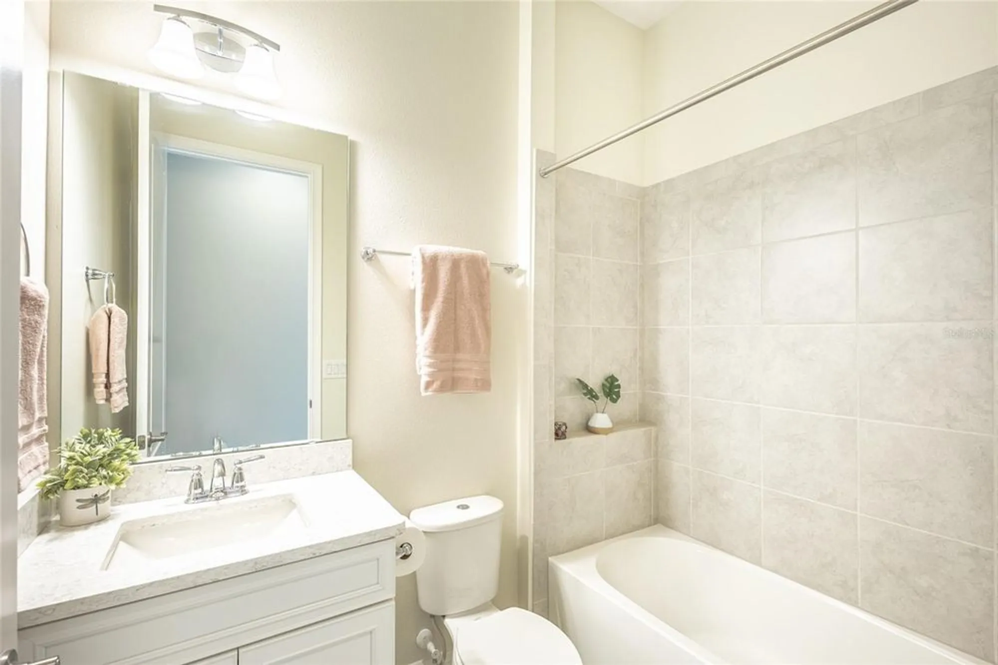 Property Slideshow image 29 of 88 | 2606 meadowedge loop, Saint Cloud, FL, 34772