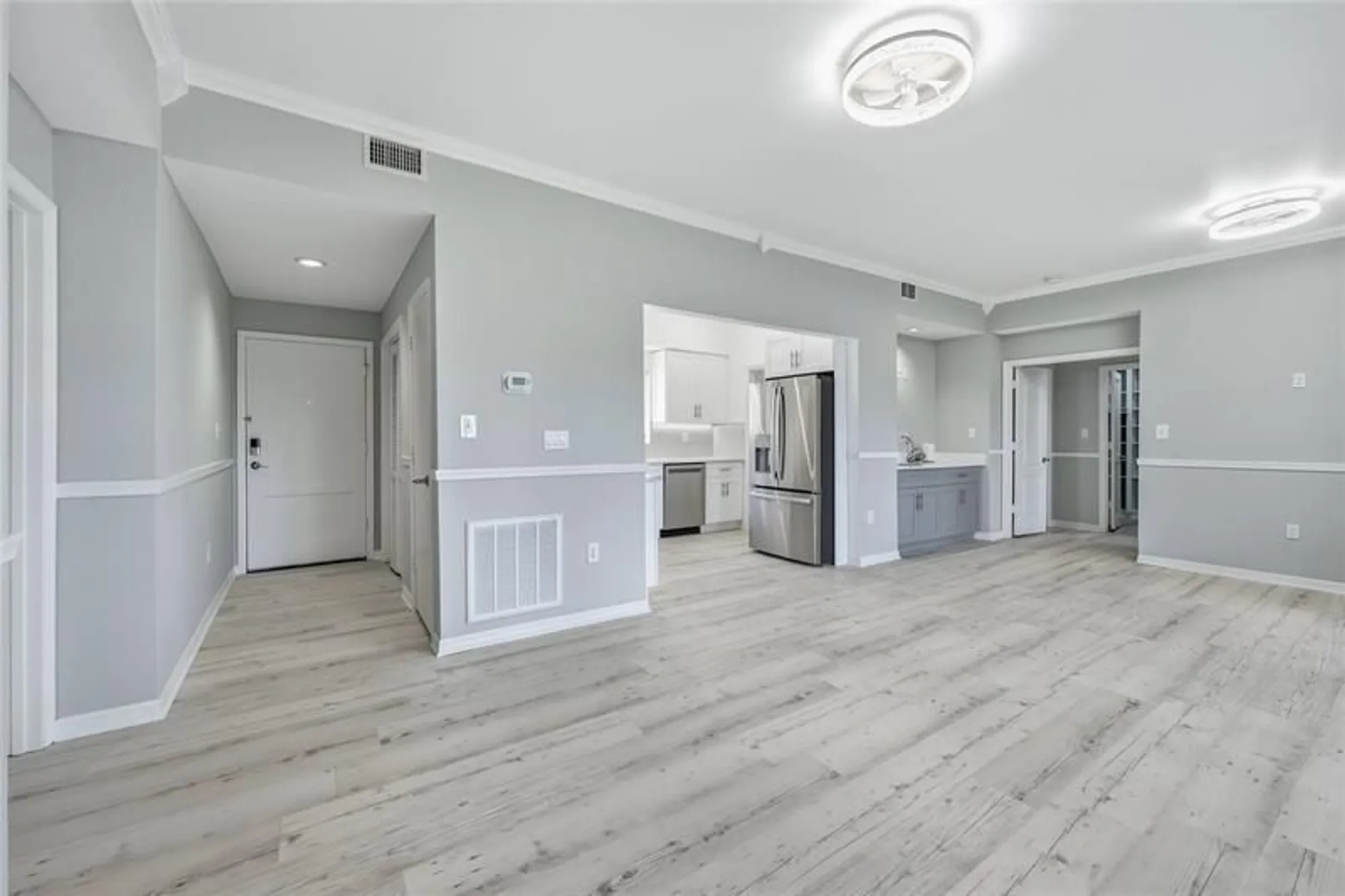 Property Slideshow image 5 of 29 | 5060 harmony cir apt 104, Vero Beach, FL, 32967