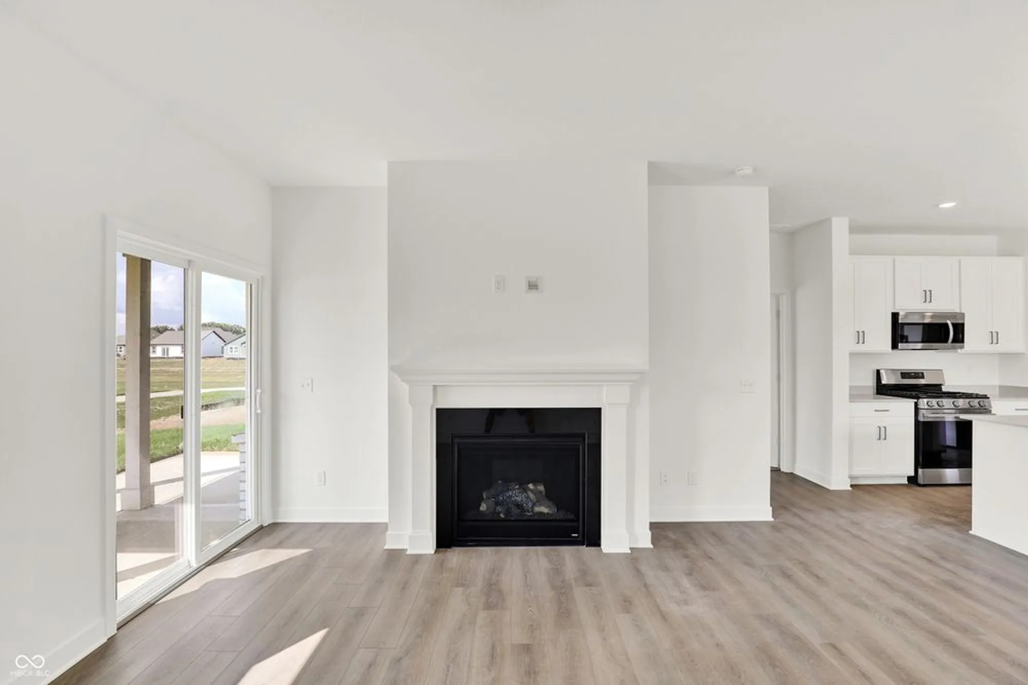 Property Slideshow image 22 of 44 | 5363 foxley park ln, Avon, IN, 46123