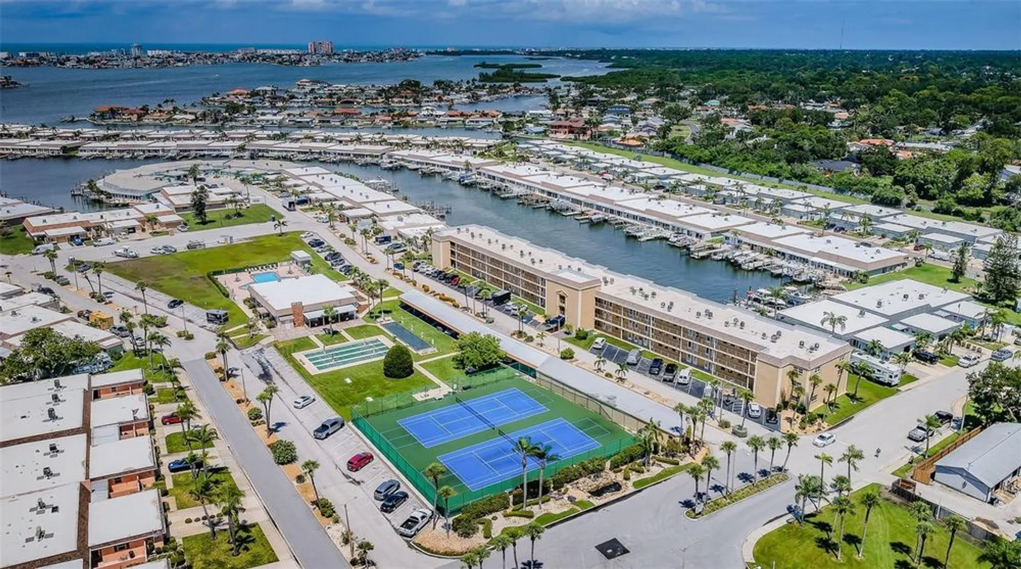 Property Slideshow image 14 of 89 | 1 boca ciega point blvd apt 314, Saint Petersburg, FL, 33708