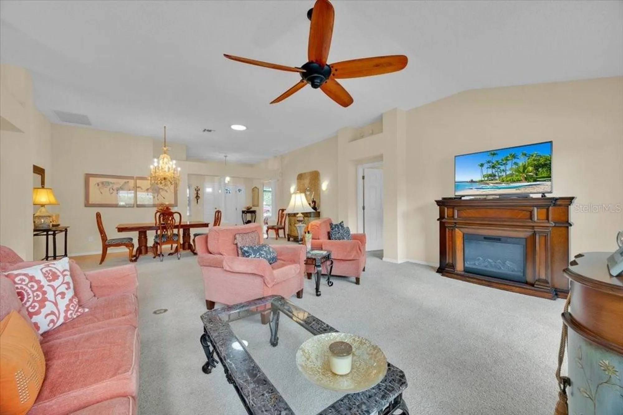 Property Slideshow image 9 of 29 | 802 miranda way, The Villages, FL, 32159