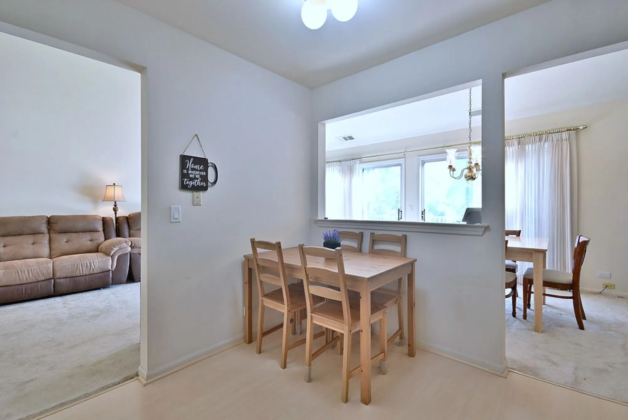 Property Slideshow image 15 of 27 | 509 aberdeen ln c, Prospect Heights, IL, 60070