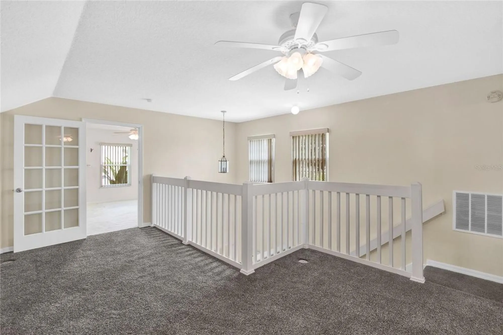 Property Slideshow image 36 of 59 | 5351 aurora dr, Leesburg, FL, 34748
