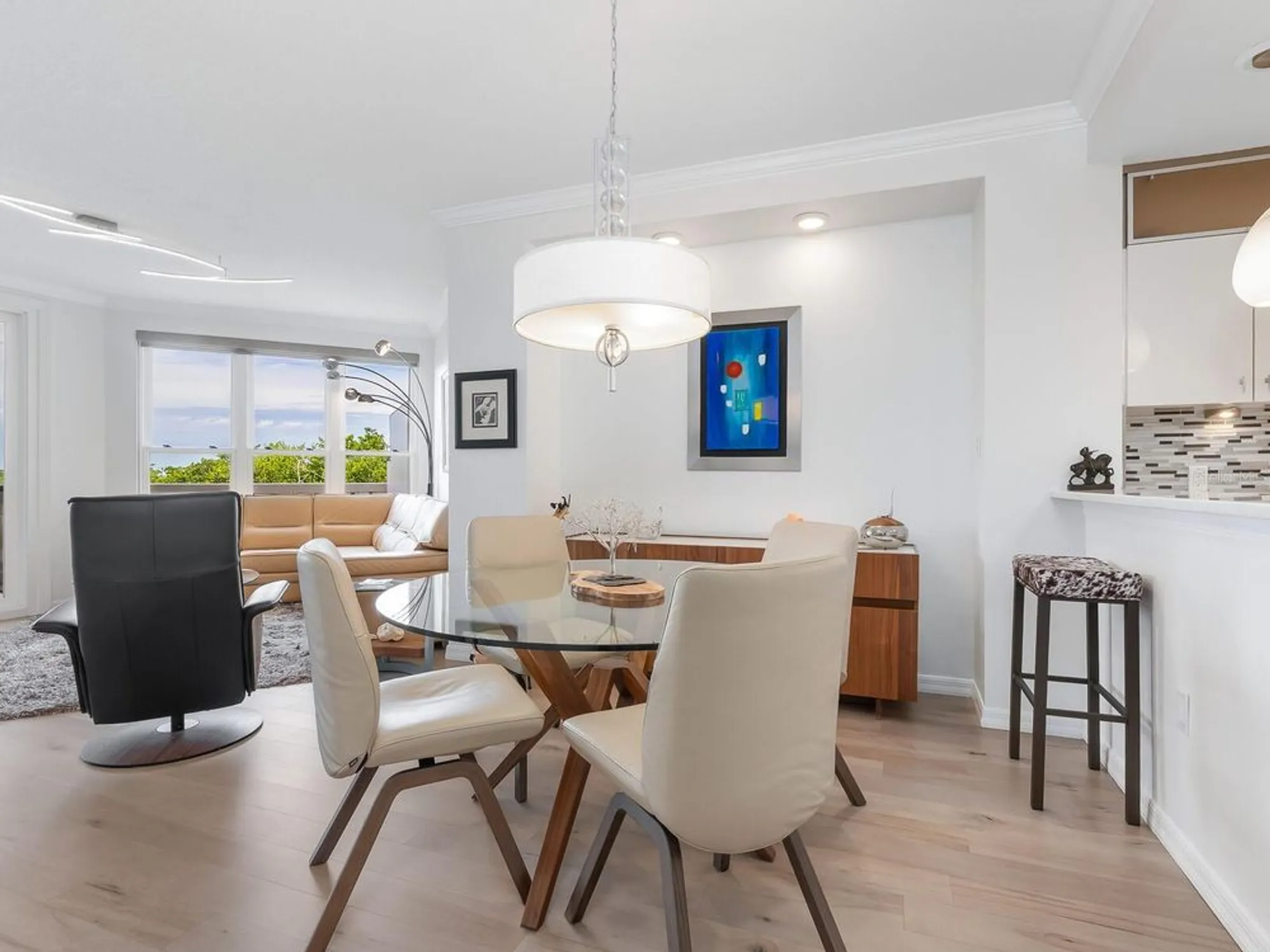 Property Slideshow image 10 of 59 | 5420 eagles point cir apt 105, Sarasota, FL, 34231