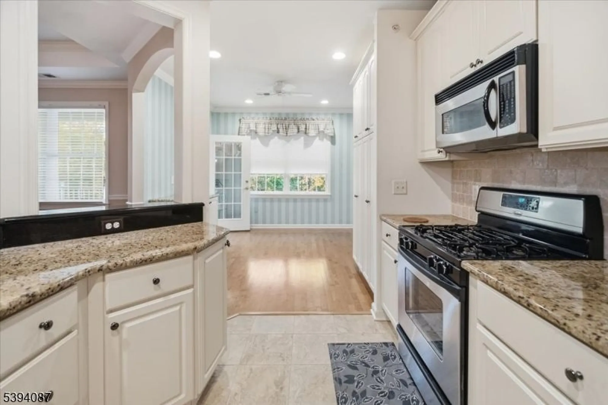 Property Slideshow image 12 of 43 | 89 ridgeview ln, Mount Arlington, NJ, 07856