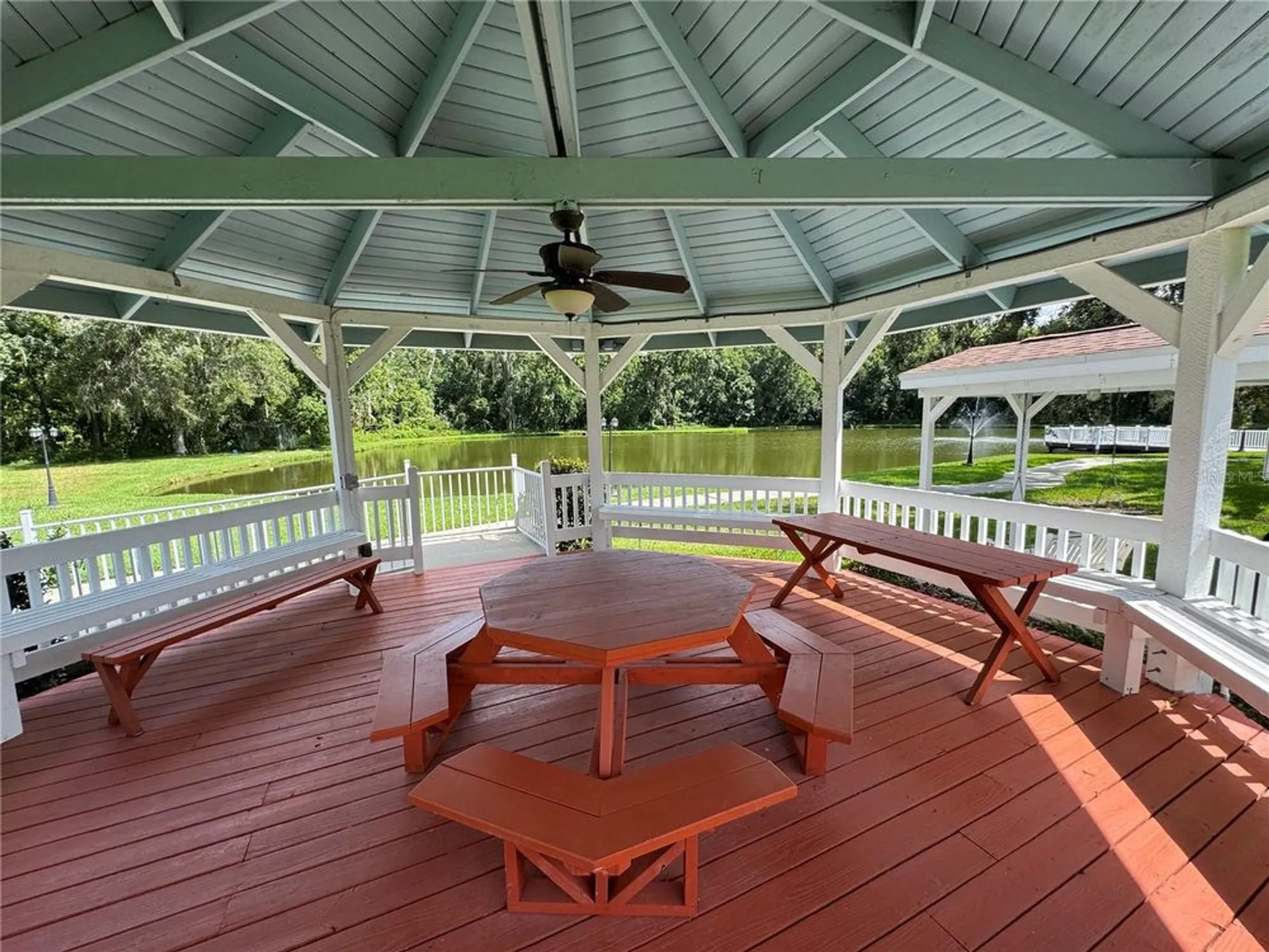 Property Slideshow image 27 of 42 | 4805 colonnades cir, Lakeland, FL, 33811
