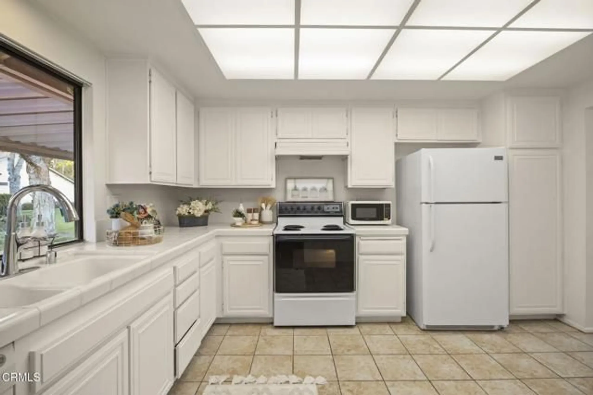 Property Slideshow image 14 of 45 | 29221 village 29, Camarillo, CA, 93012