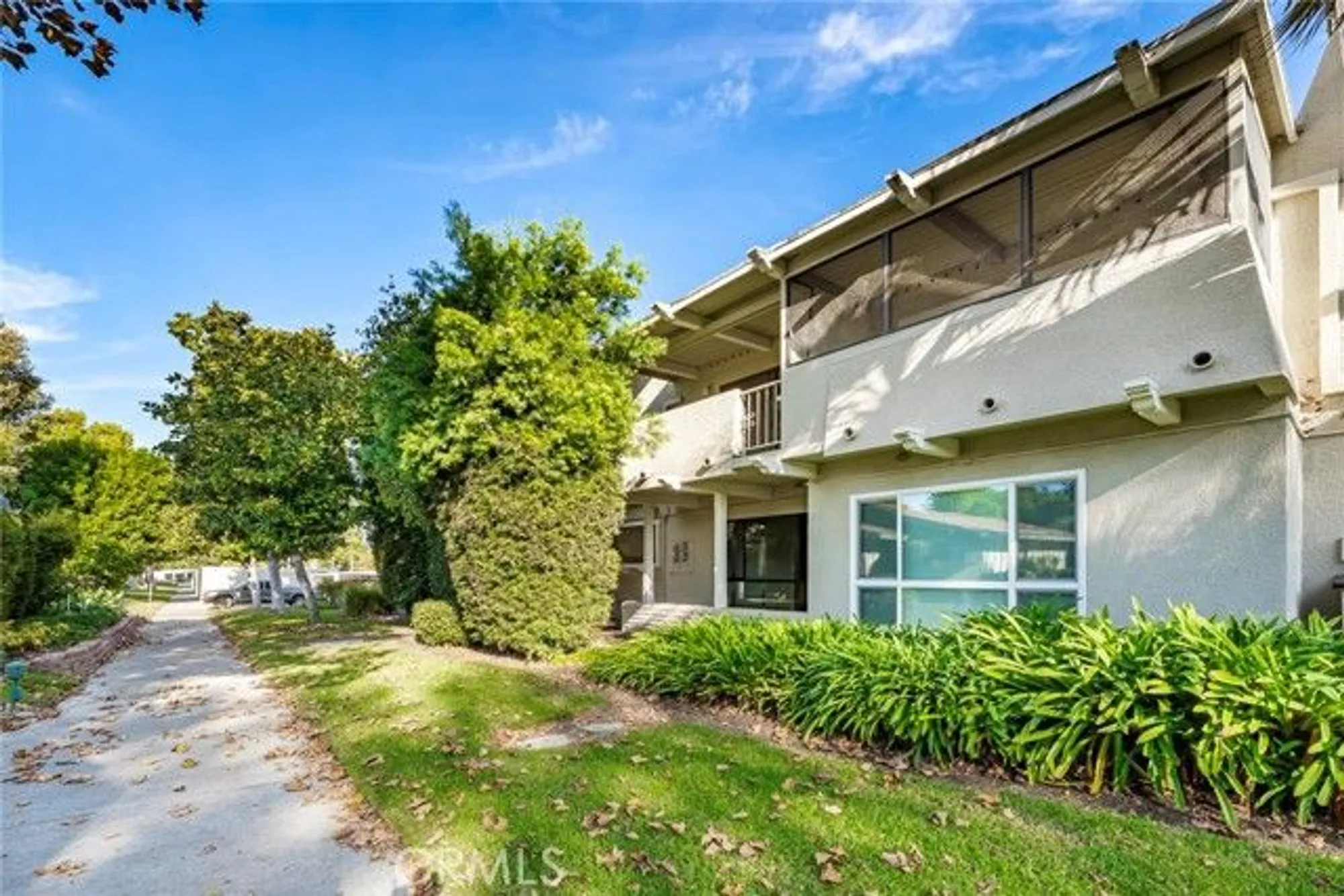 Property Slideshow image 26 of 40 | 936 avenida majorca, Laguna Woods, CA, 92637