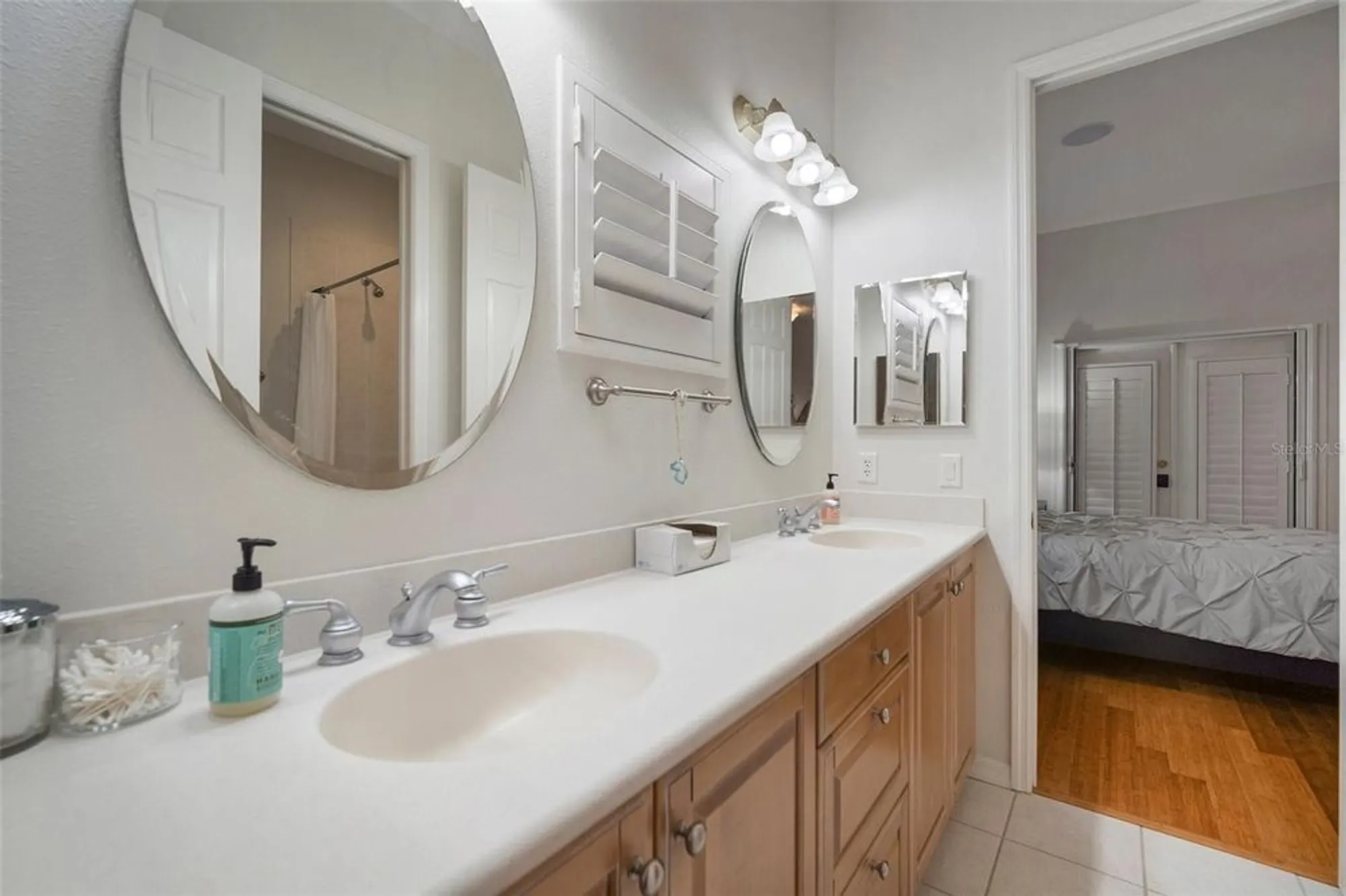 Property Slideshow image 37 of 94 | 825 islebay dr, Apollo Beach, FL, 33572