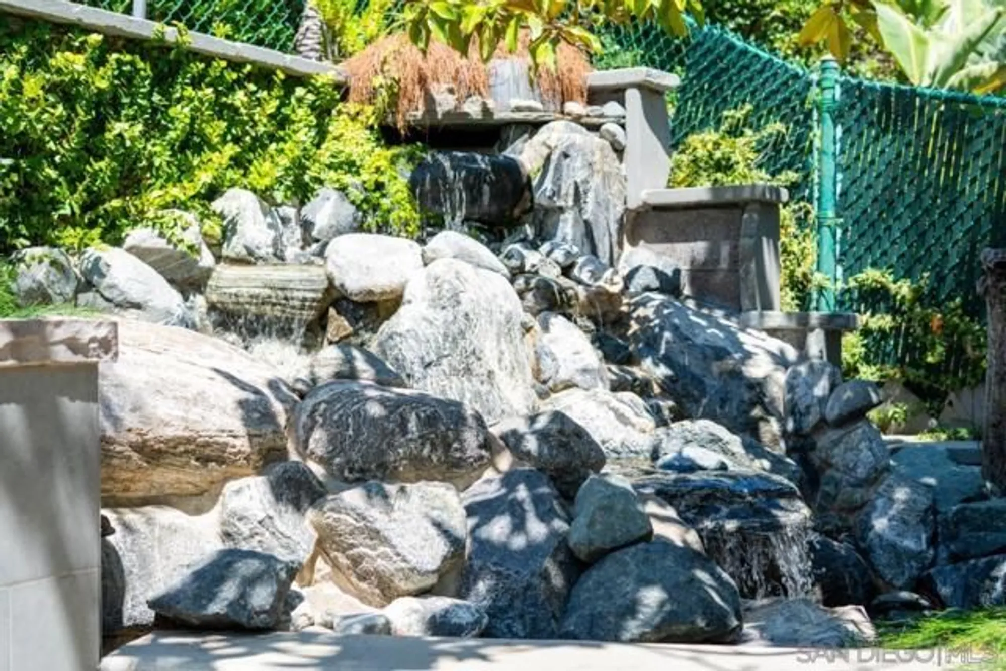 Property Slideshow image 56 of 70 | 907 ridge heights dr, Fallbrook, CA, 92028