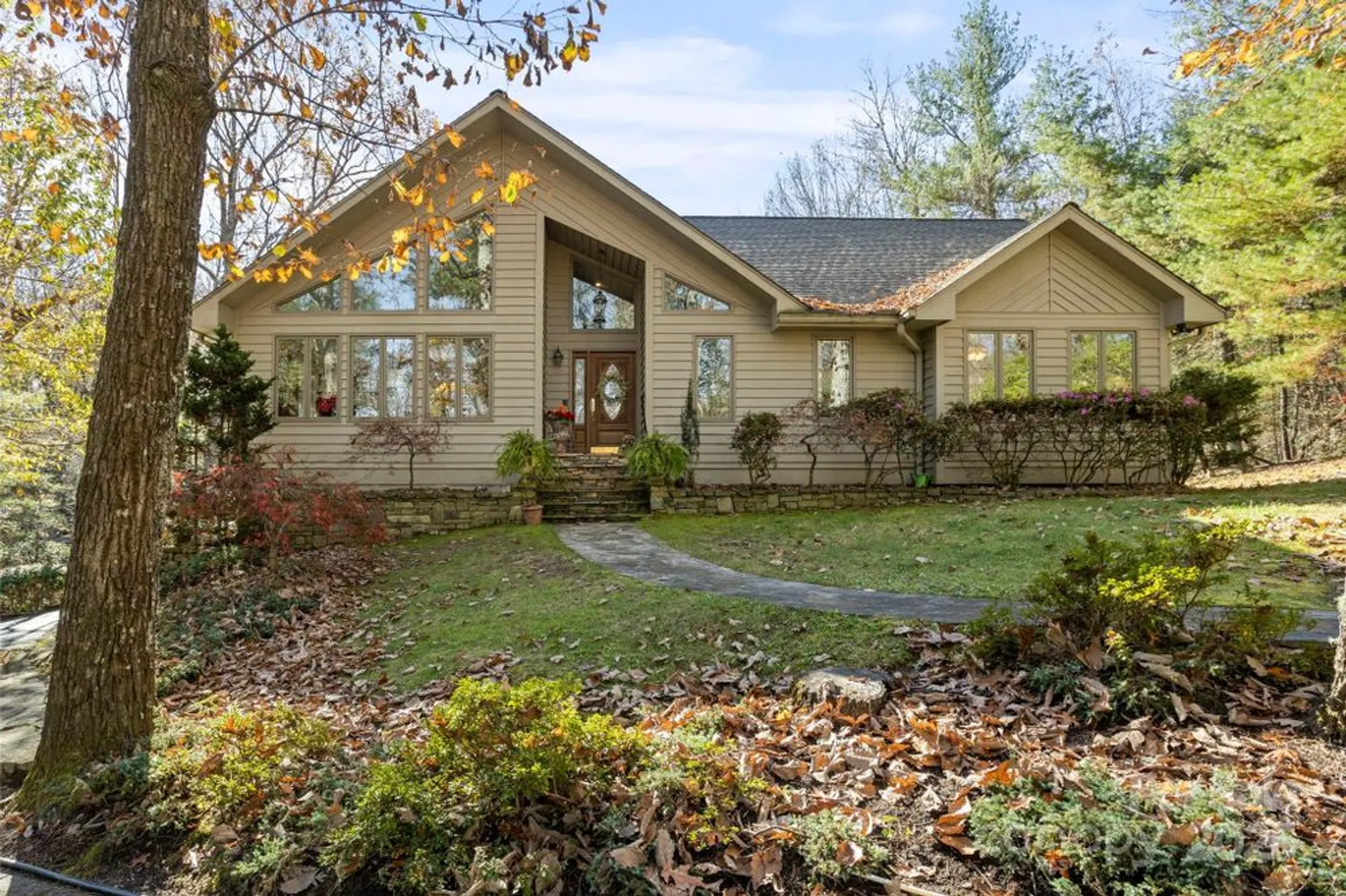 Property Slideshow image 2 of 48 | 231 greenleaf dr, Flat Rock, NC, 28731