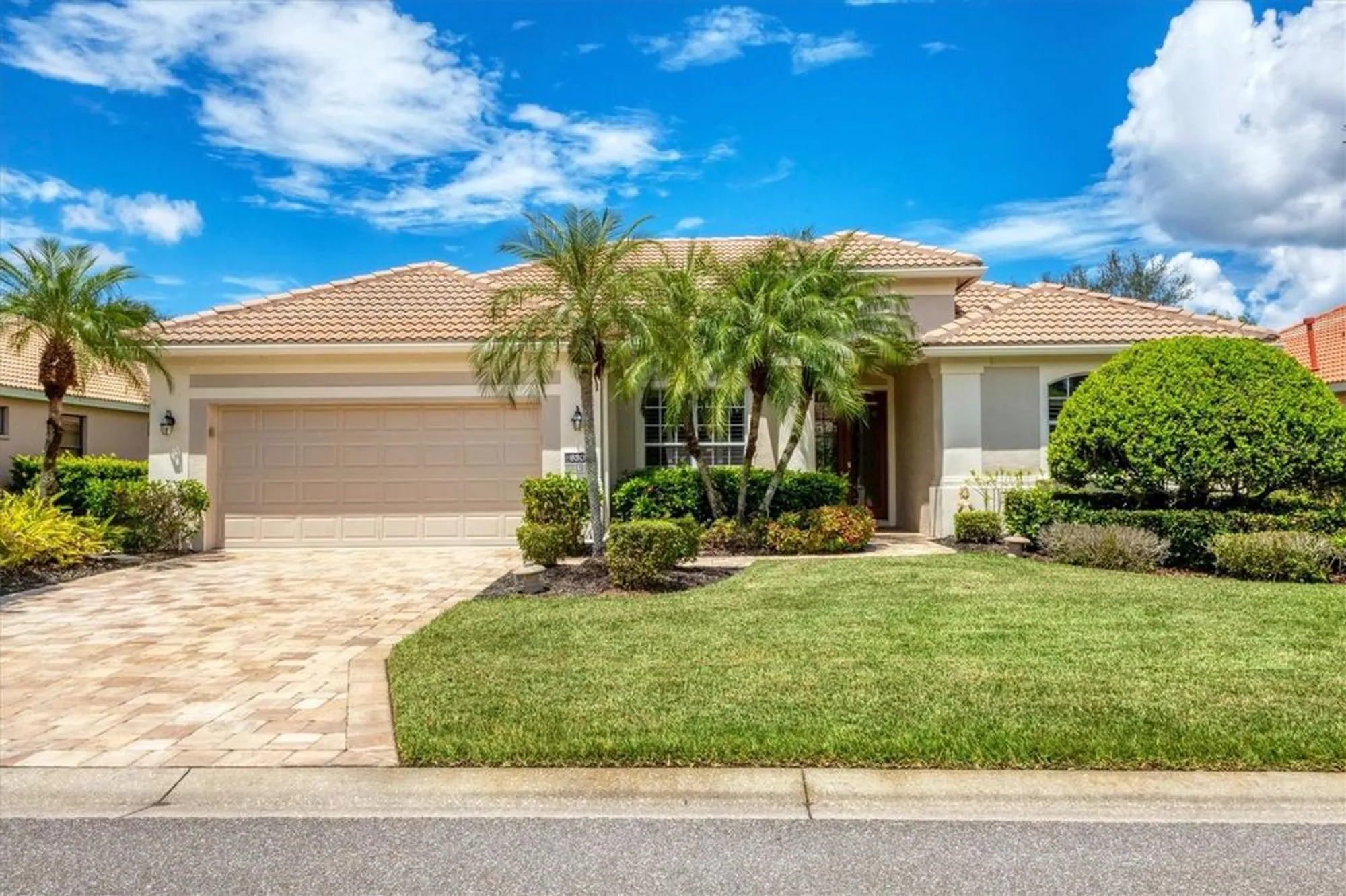 Property Slideshow image 1 of 53 | 6308 cormorant ct, Bradenton, FL, 34203