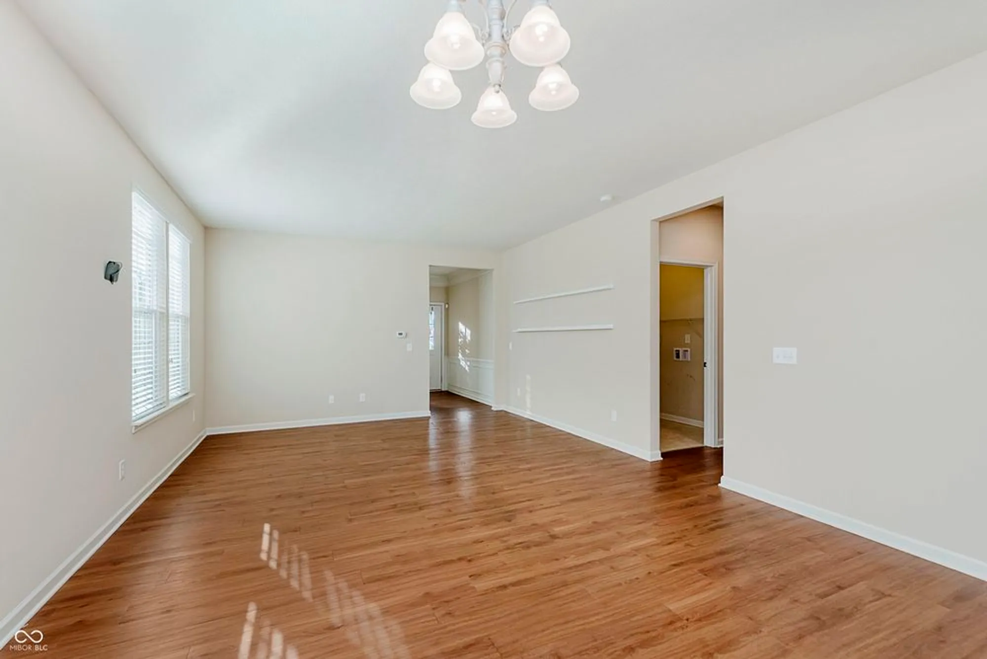 Property Slideshow image 9 of 42 | 16022 lambrusco way, Fishers, IN, 46037