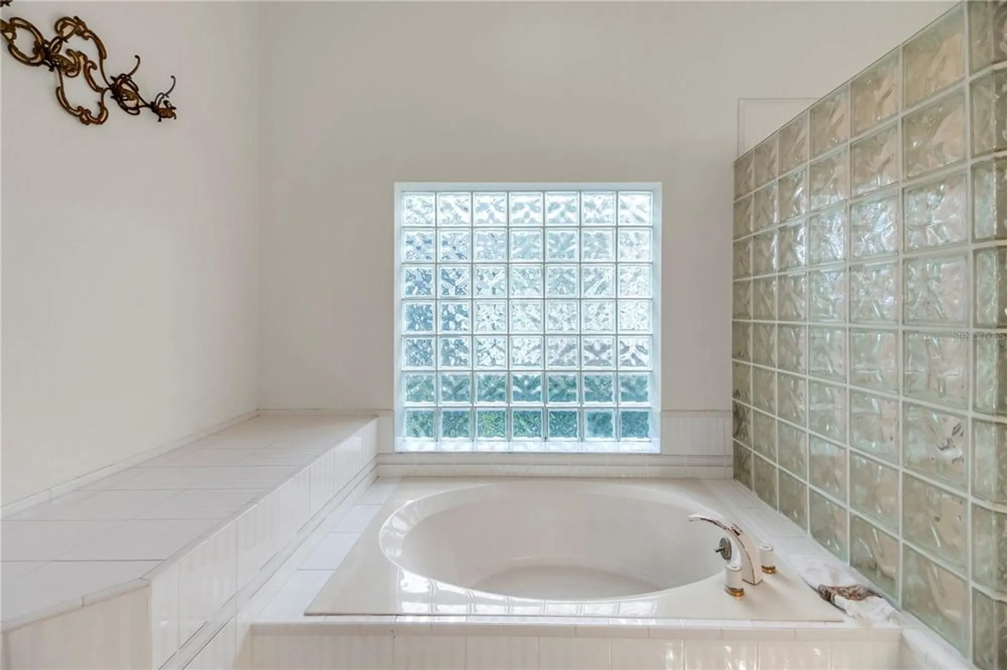 Property Slideshow image 34 of 93 | 1521 edgewater dr, Mount Dora, FL, 32757