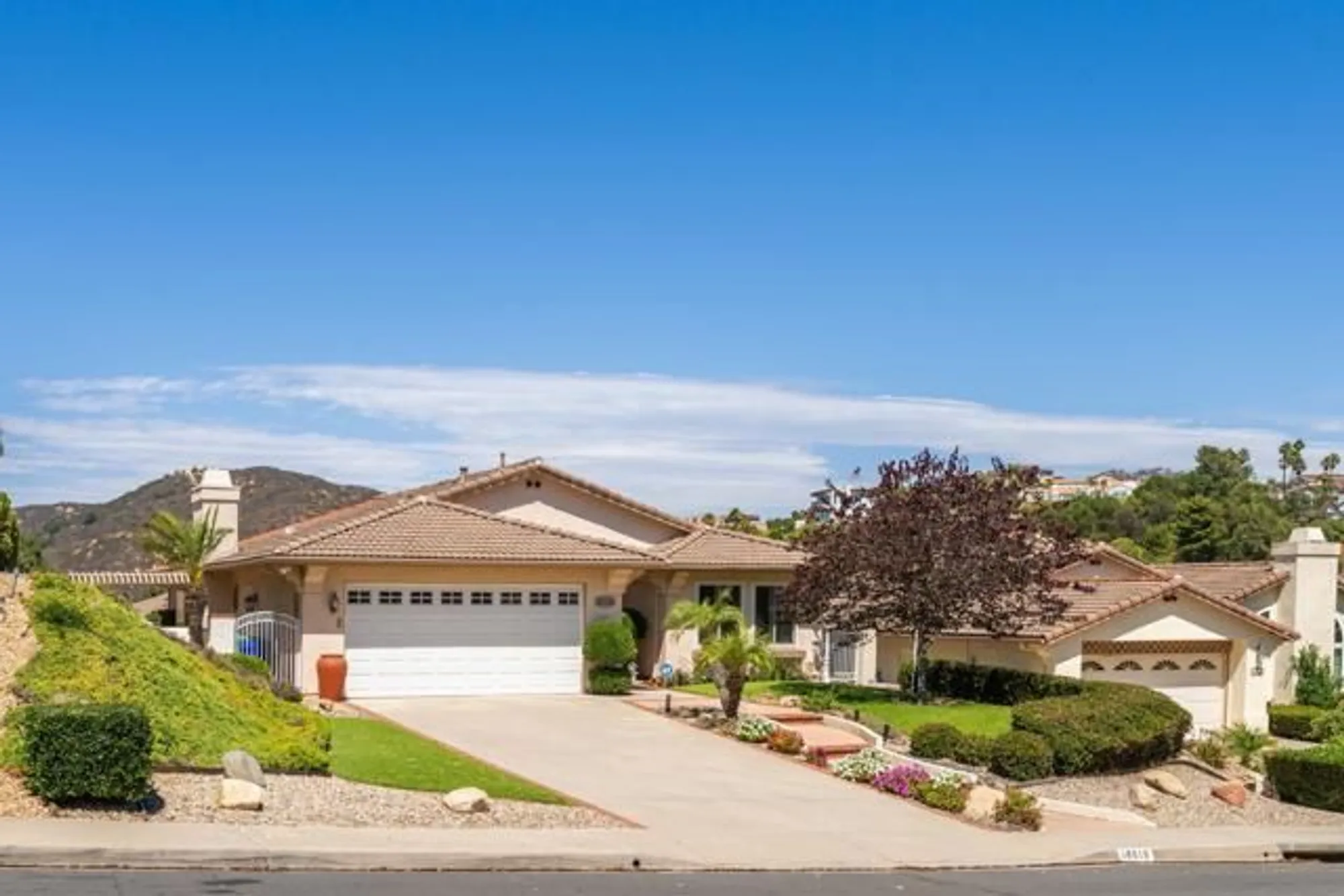 Property Slideshow image 2 of 37 | 18018 calle estepona, San Diego, CA, 92128