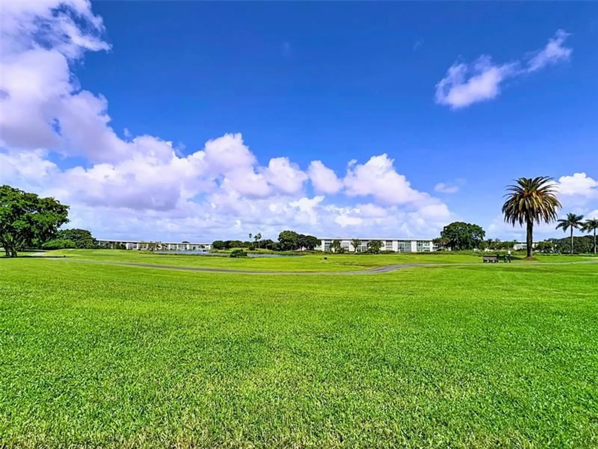 Property Slideshow image 14 of 22 | 2801 victoria way k1, Coconut Creek, FL, 33066