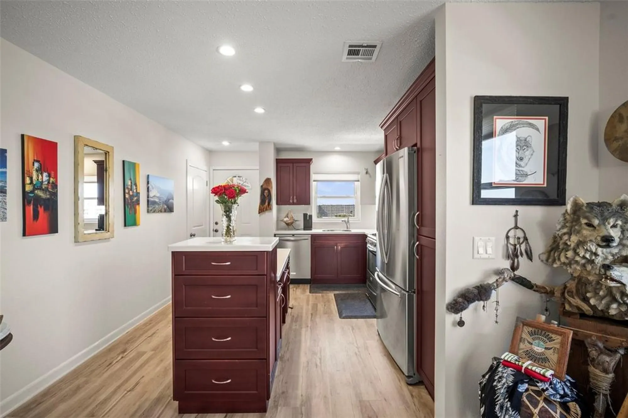 Property Slideshow image 7 of 32 | 2960 59th st 615, Gulfport, FL, 33707