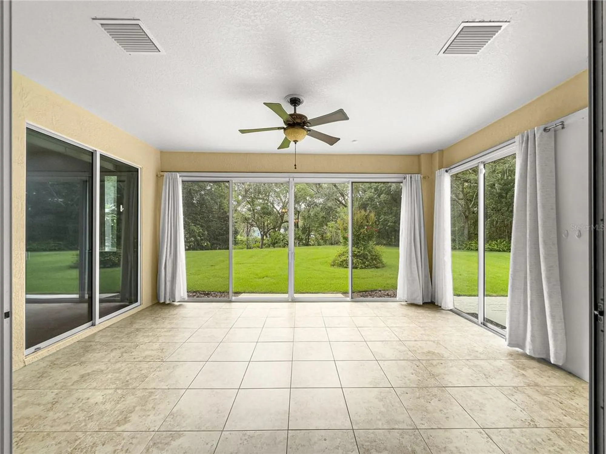 Property Slideshow image 33 of 59 | 8045 waterbury way, Mount Dora, FL, 32757