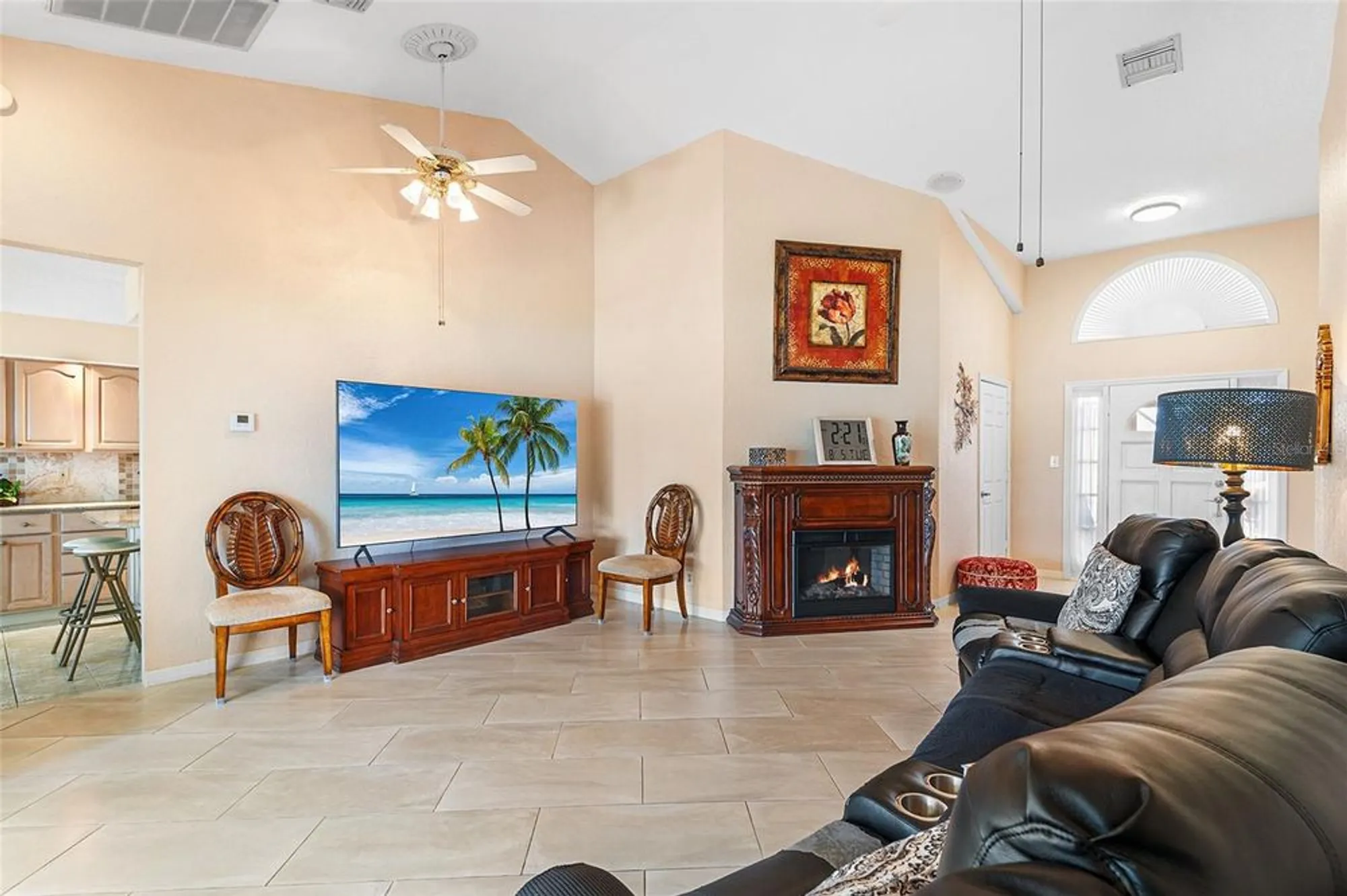 Property Slideshow image 12 of 68 | 543 clubhill dr, Haines City, FL, 33844