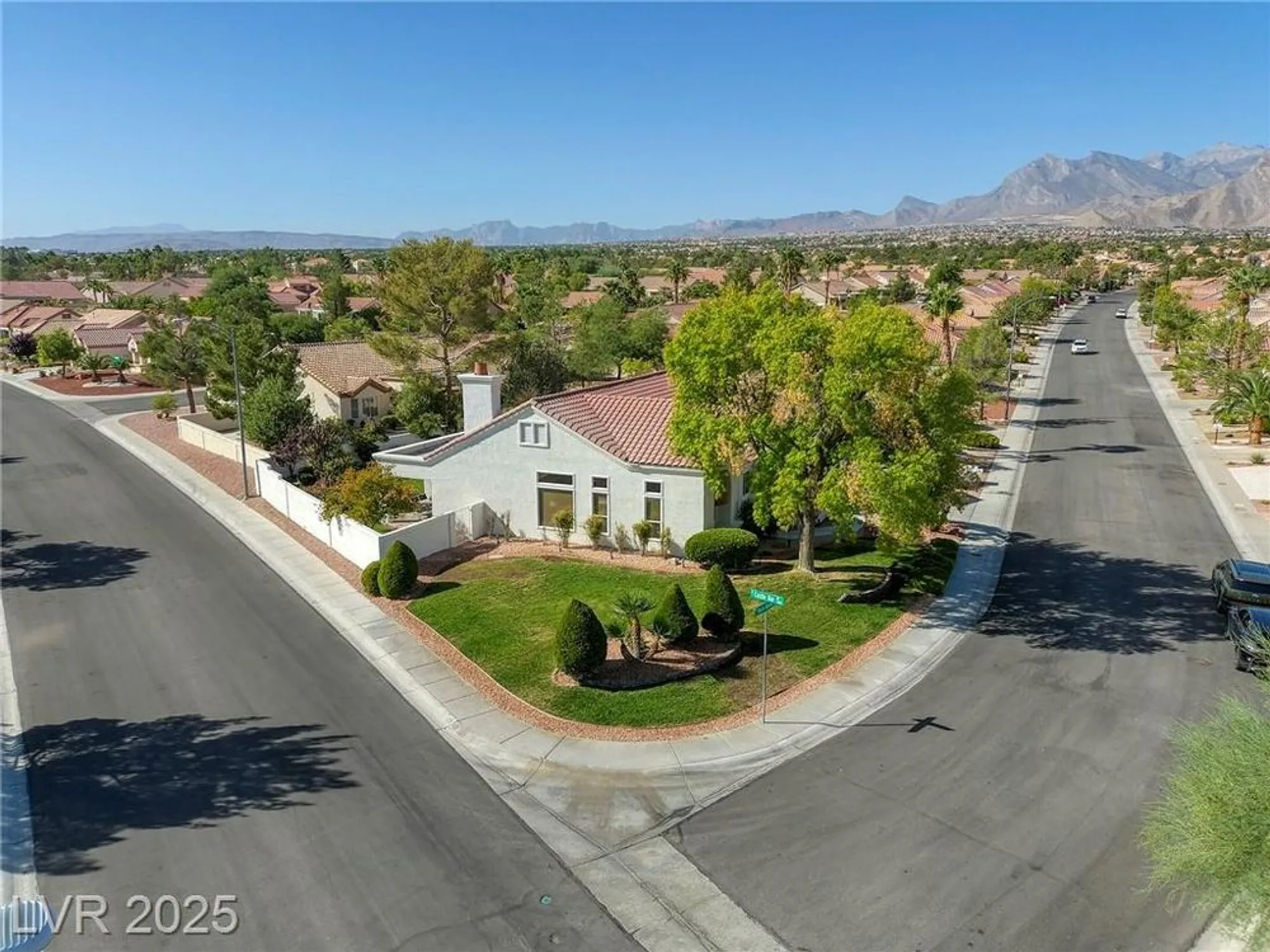 Property Slideshow image 37 of 39 | 9201 yucca blossom dr, Las Vegas, NV, 89134