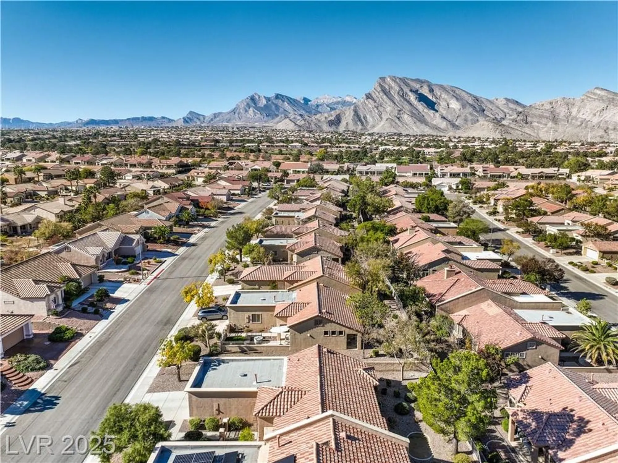 Property Slideshow image 39 of 57 | 10004 heyfield dr, Las Vegas, NV, 89134