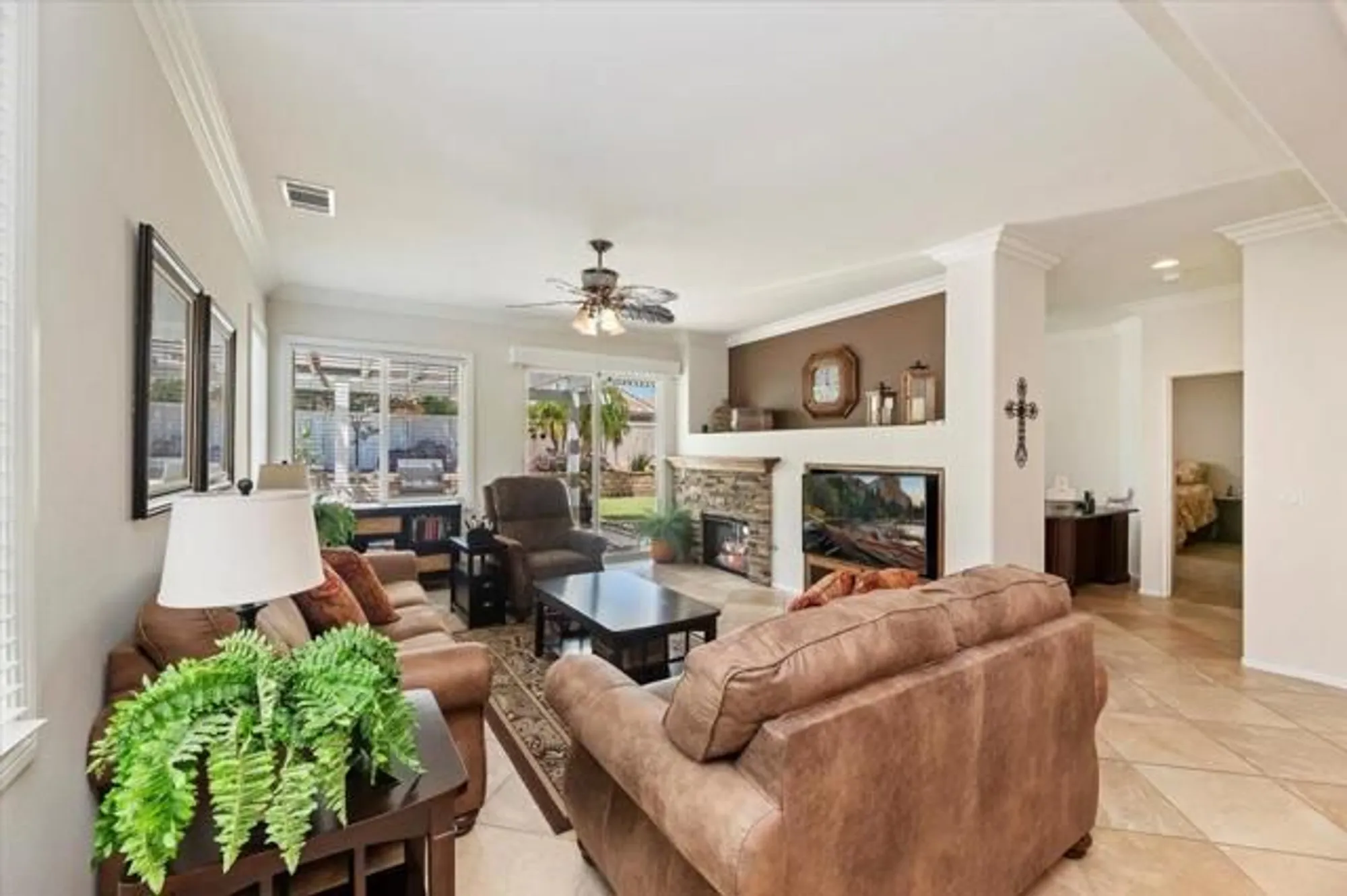 Property Slideshow image 4 of 37 | 28026 crystal spring dr, Menifee, CA, 92584