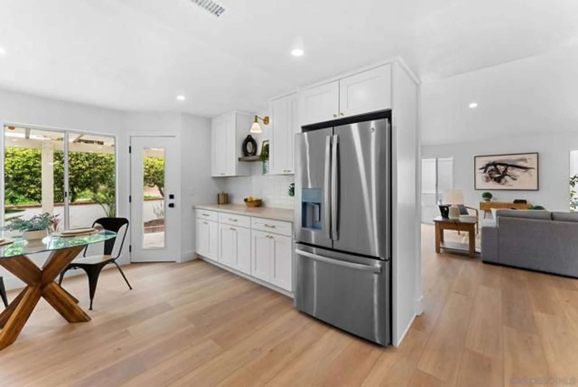 Property Slideshow image 9 of 24 | 4695 adra way, Oceanside, CA, 92056