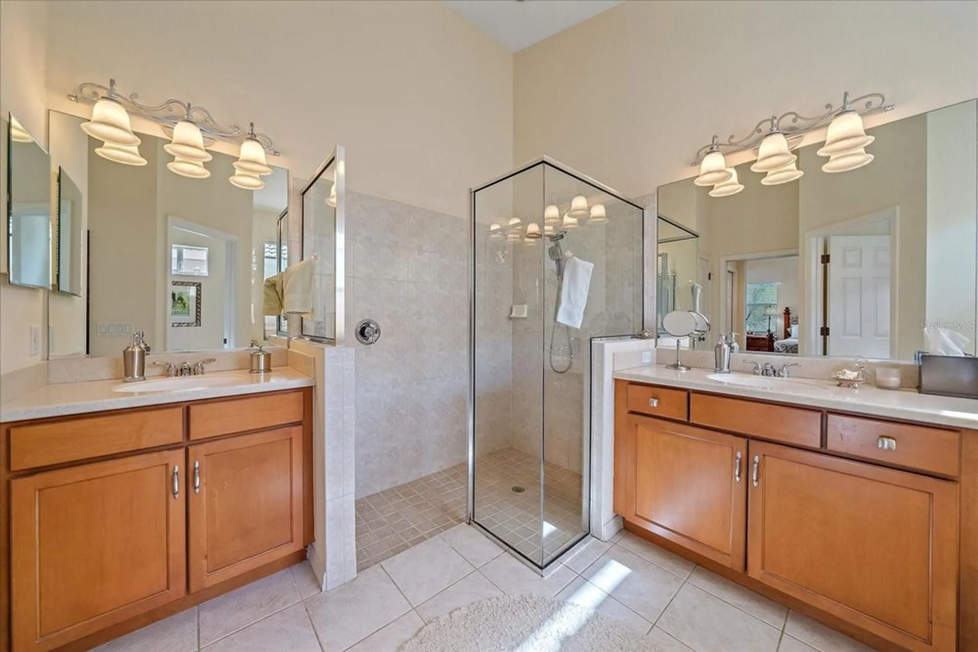 Property Slideshow image 23 of 43 | 6540 tailfeather way, Bradenton, FL, 34203