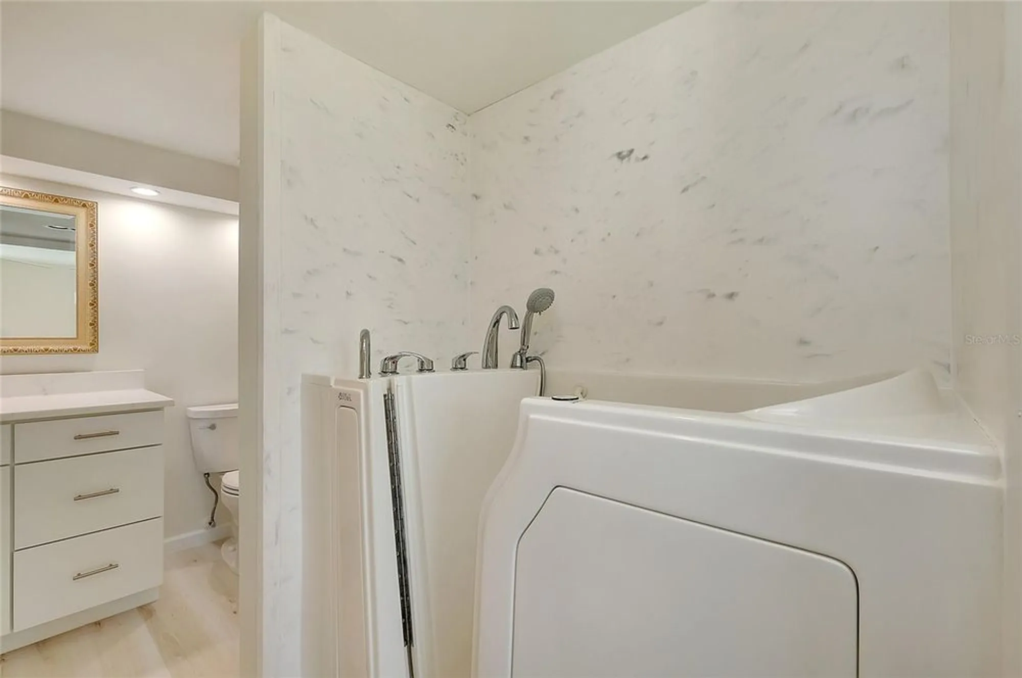 Property Slideshow image 53 of 90 | 929 wexford blvd # 929, Venice, FL, 34293