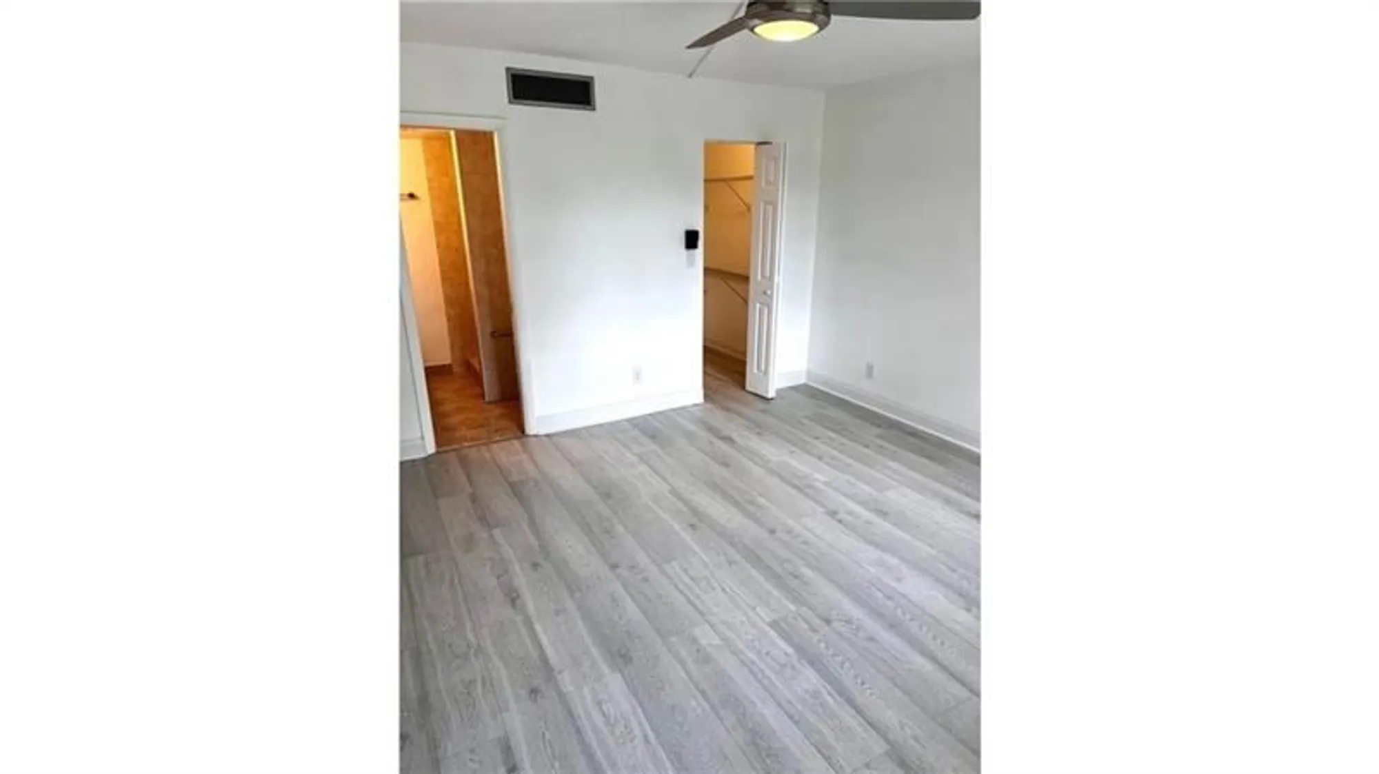 Property Slideshow image 7 of 11 | 6001 nw 61st ave 102, Tamarac, FL, 33319