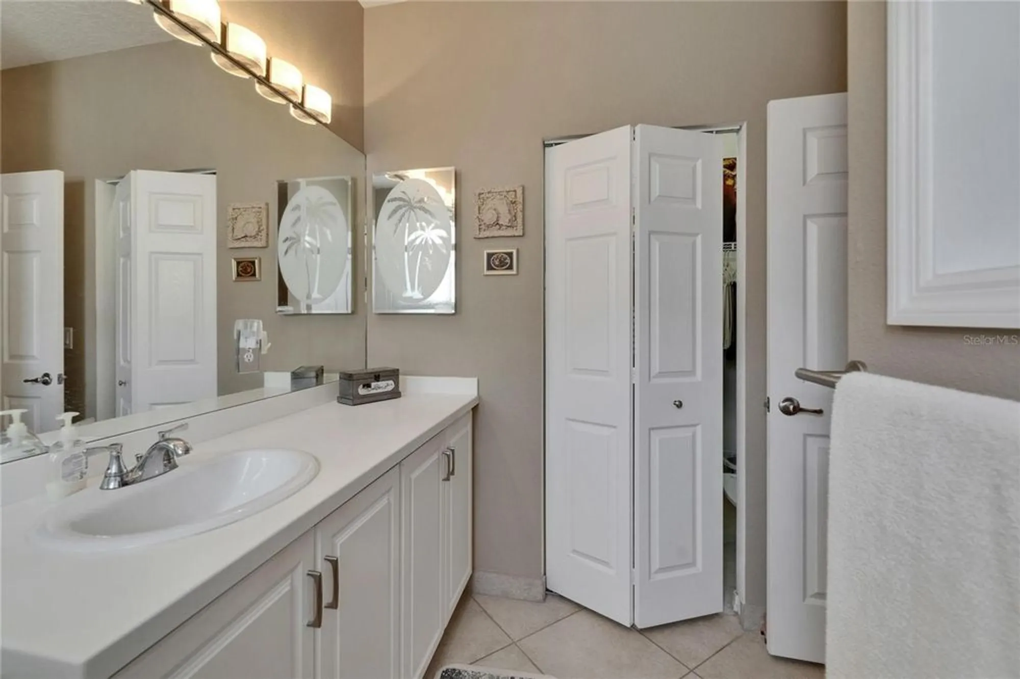 Property Slideshow image 18 of 81 | 16261 amethyst key dr, Wimauma, FL, 33598