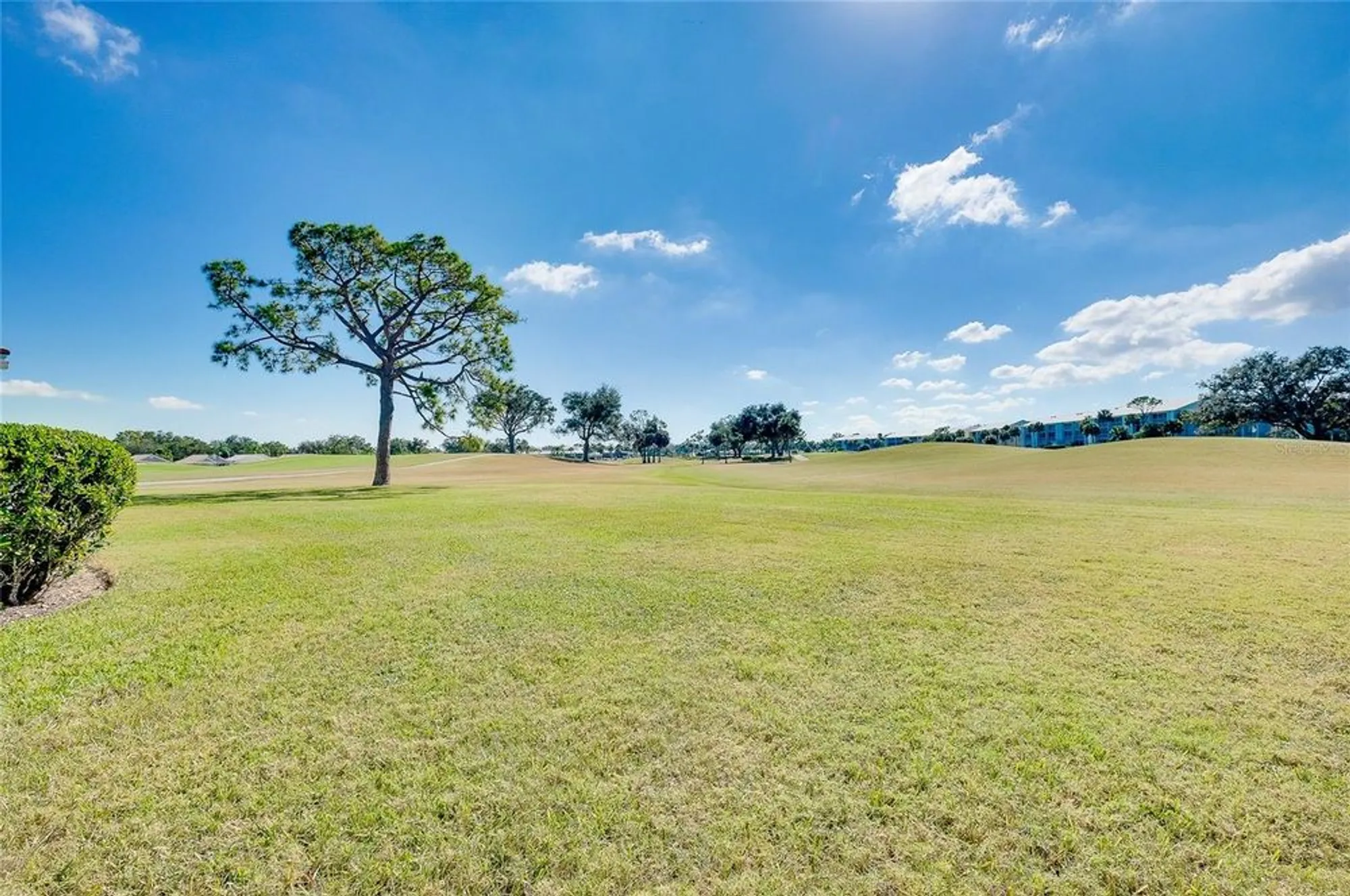 Property Slideshow image 73 of 90 | 929 wexford blvd # 929, Venice, FL, 34293