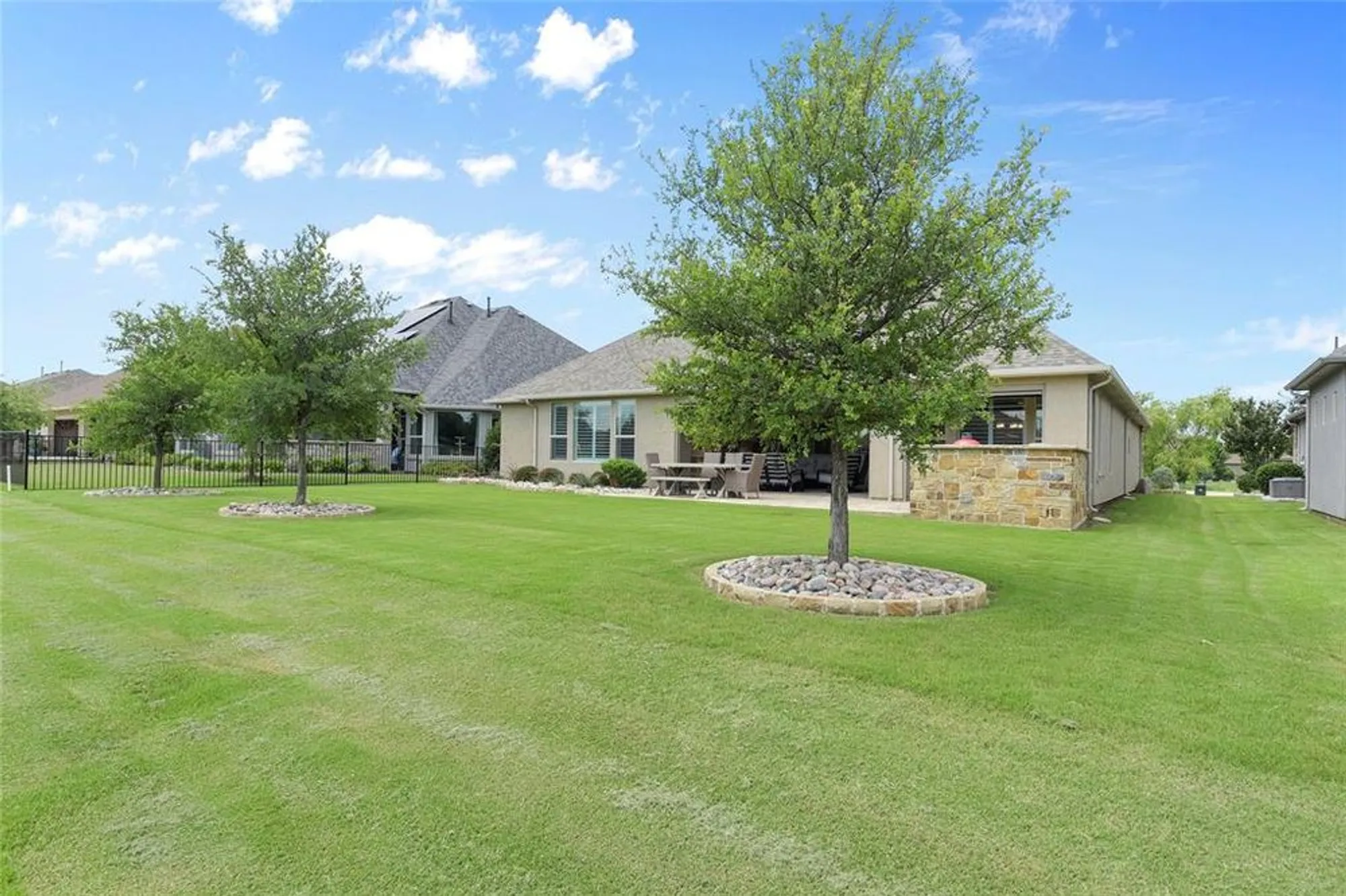Property Slideshow image 27 of 33 | 9921 flint way, Denton, TX, 76207