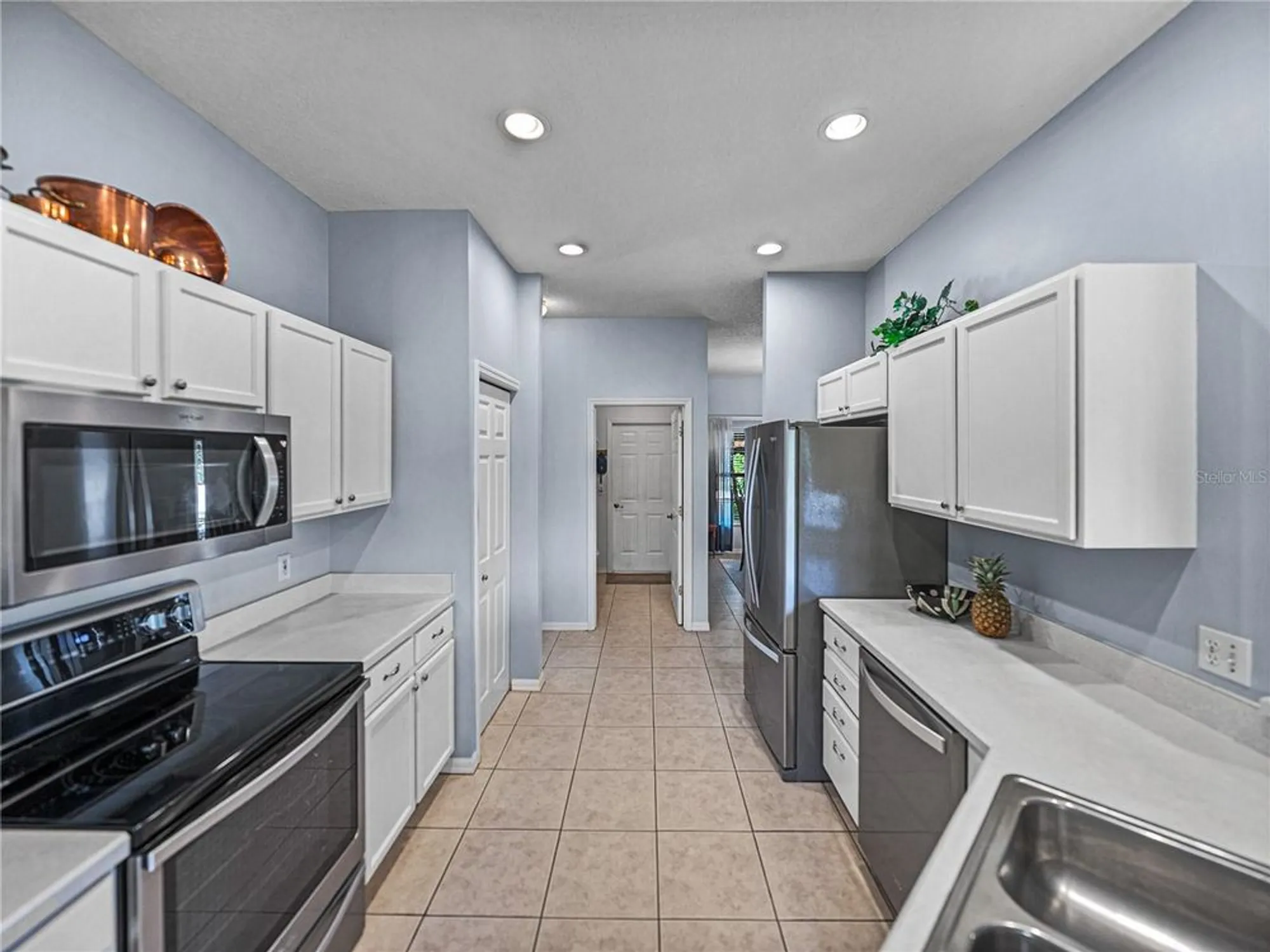 Property Slideshow image 23 of 100 | 4168 aberdeen ln, Lake Wales, FL, 33859