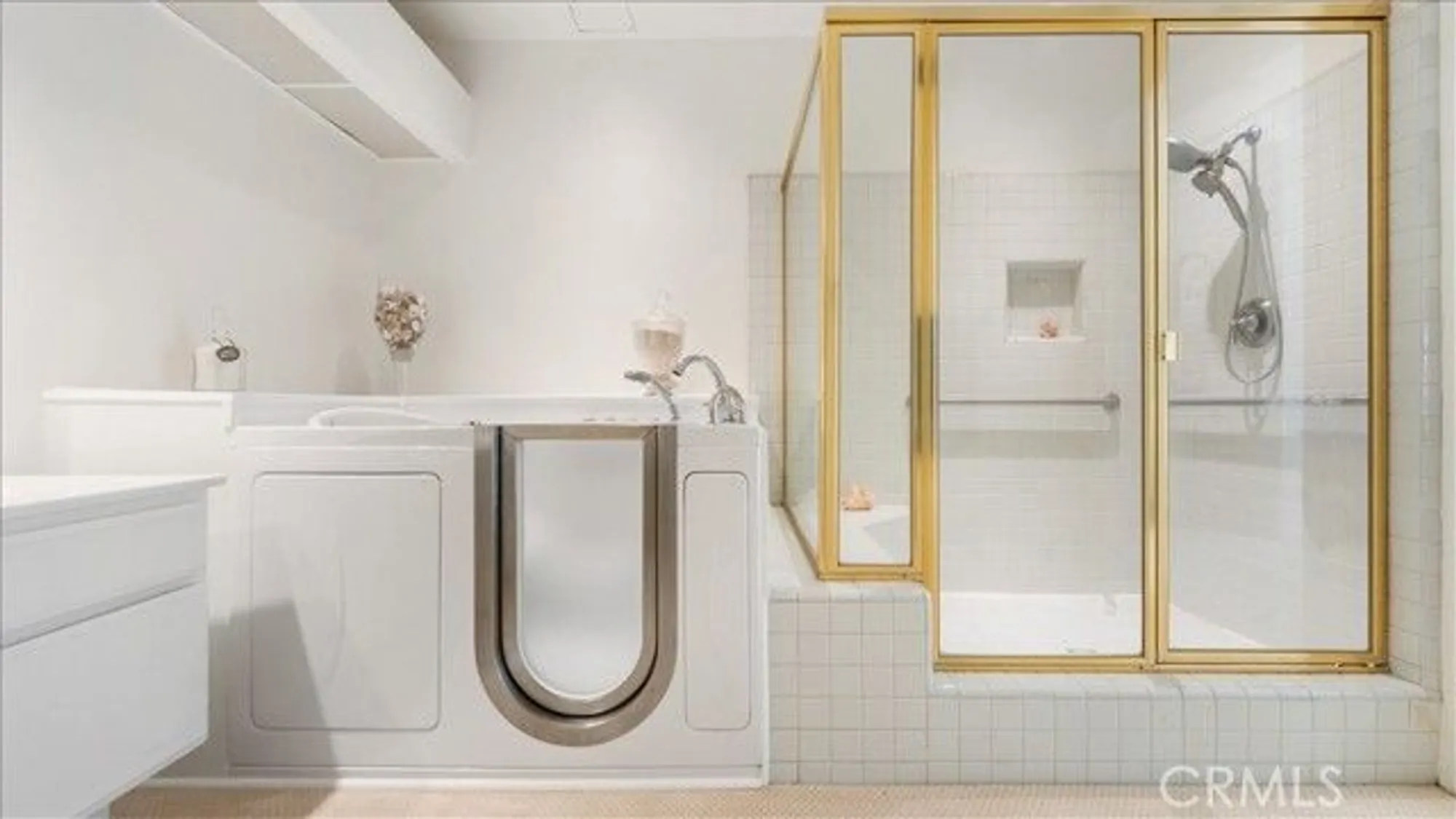 Property Slideshow image 22 of 39 | 3620 daffodil ave # 31, Corona Del Mar, CA, 92625