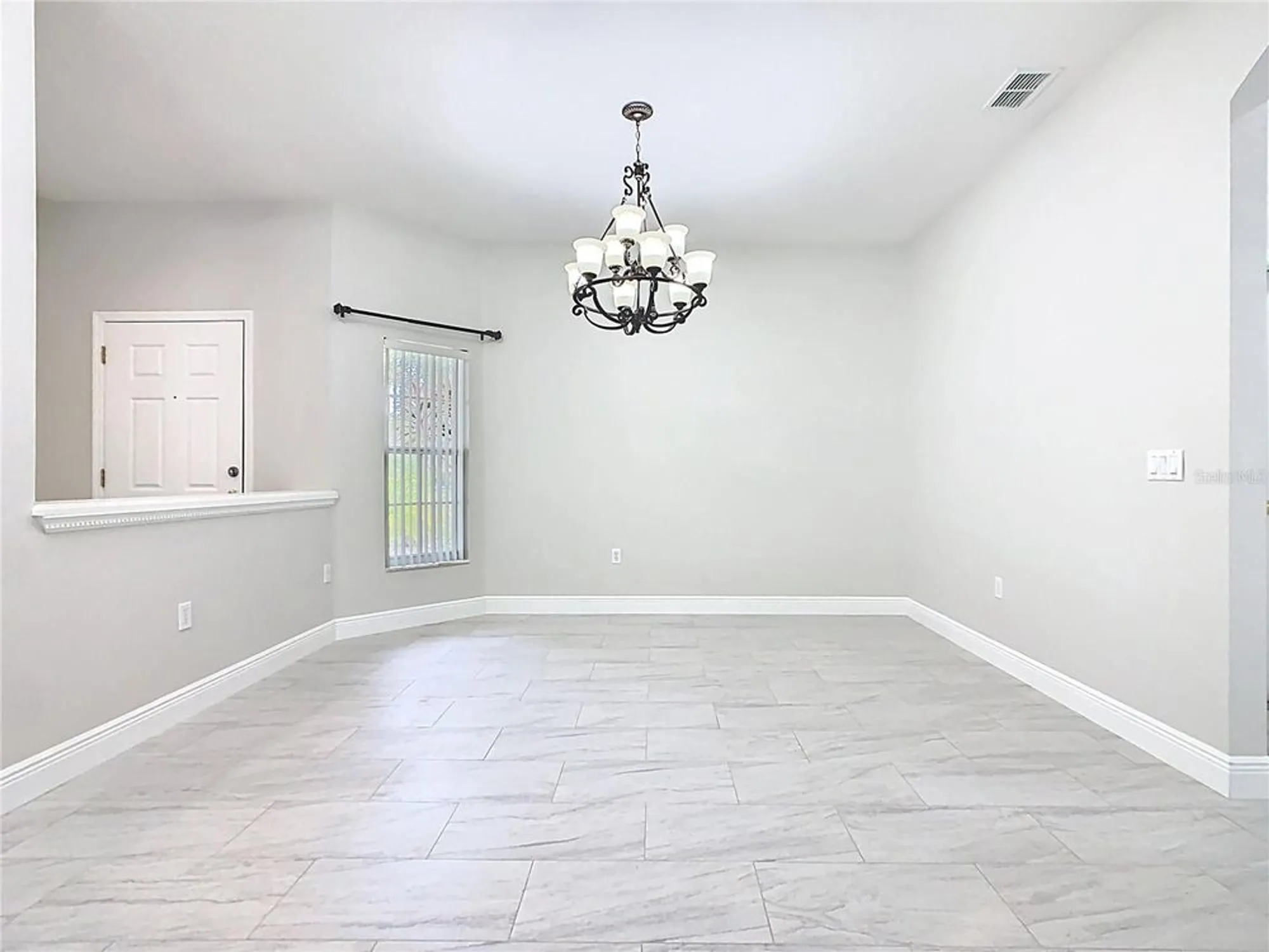 Property Slideshow image 11 of 81 | 531 barcelona dr, Poinciana, FL, 34759