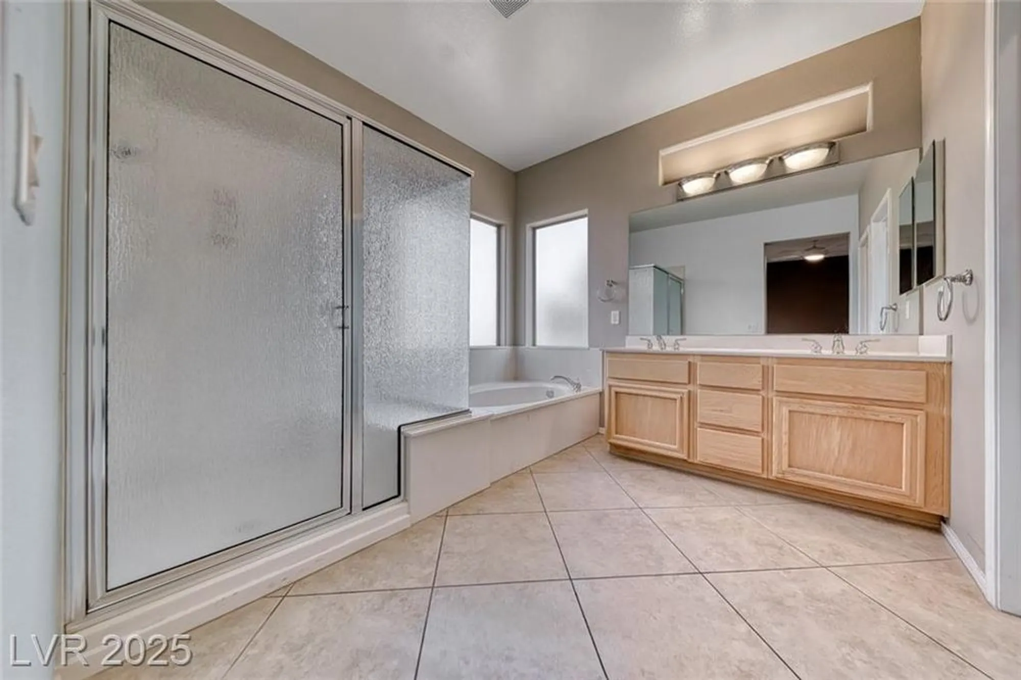 Property Slideshow image 28 of 56 | 1601 wellington springs ave, Henderson, NV, 89052