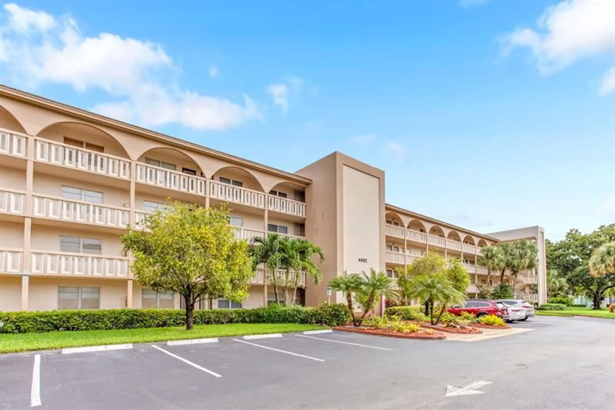 Property Slideshow image 32 of 32 | 4402 martinique ct l3, Coconut Creek, FL, 33066