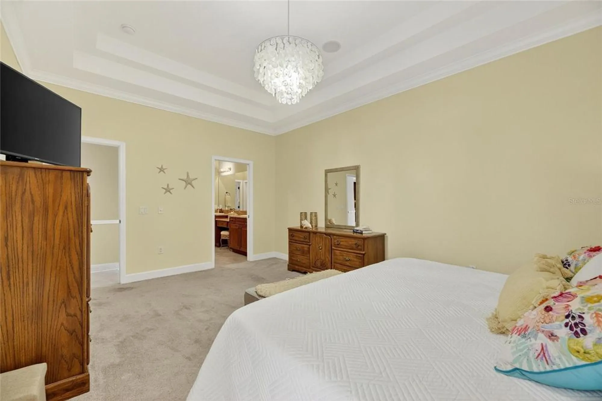 Property Slideshow image 44 of 85 | 5312 golden isles dr, Apollo Beach, FL, 33572