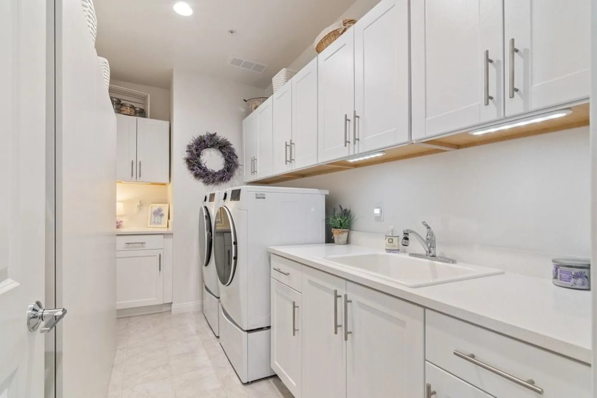 Property Slideshow image 46 of 49 | 39911 novel ct, Temecula, CA, 92591