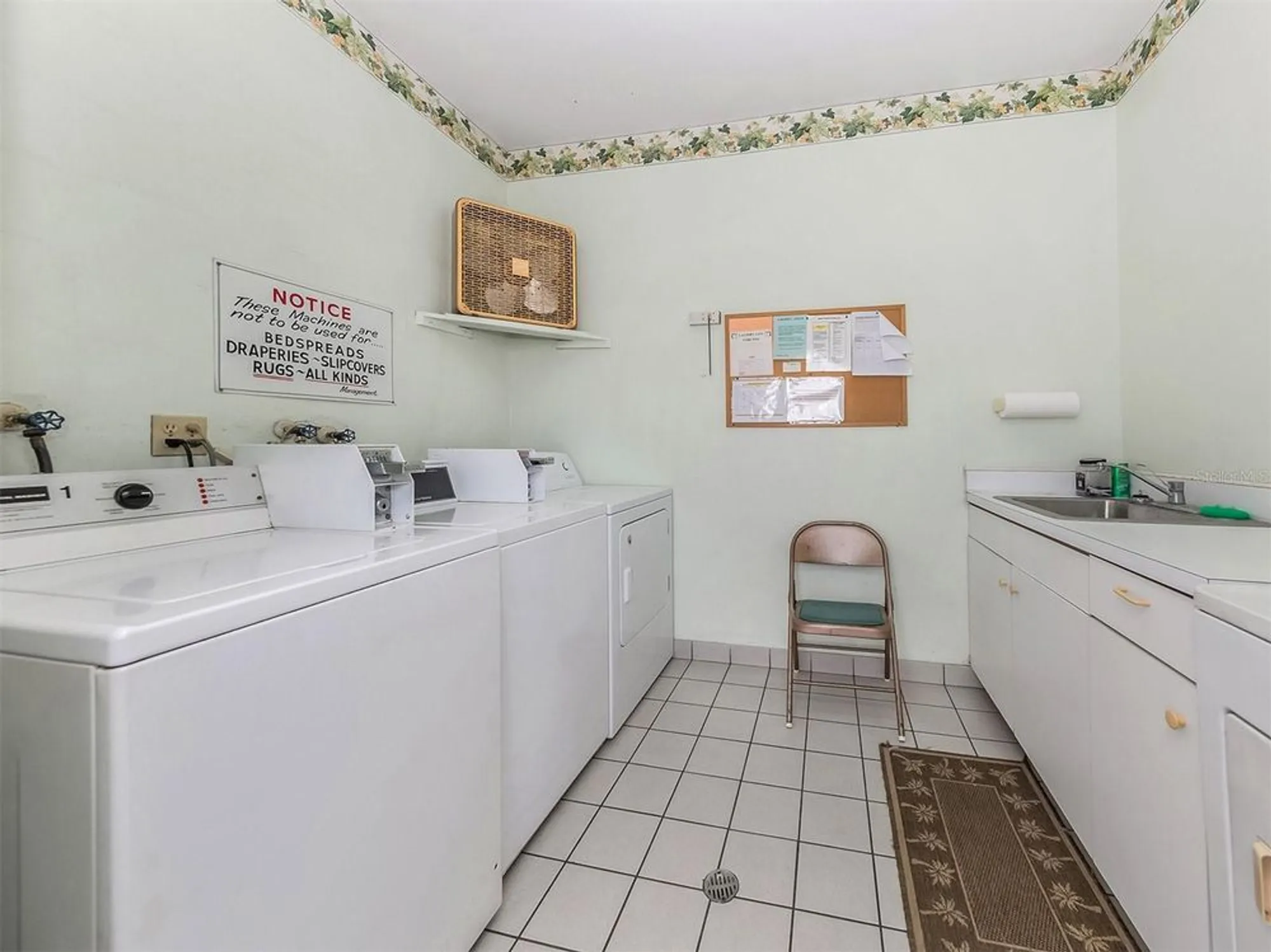 Property Slideshow image 27 of 48 | 168 the corso # 168, Venice, FL, 34285
