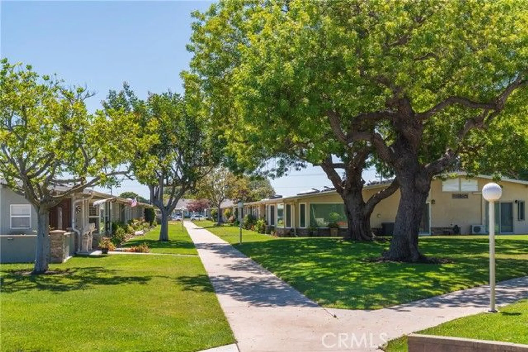 Property Slideshow image 10 of 42 | 1681 tam 0'shanter rd 10j m12, Seal Beach, CA, 90740