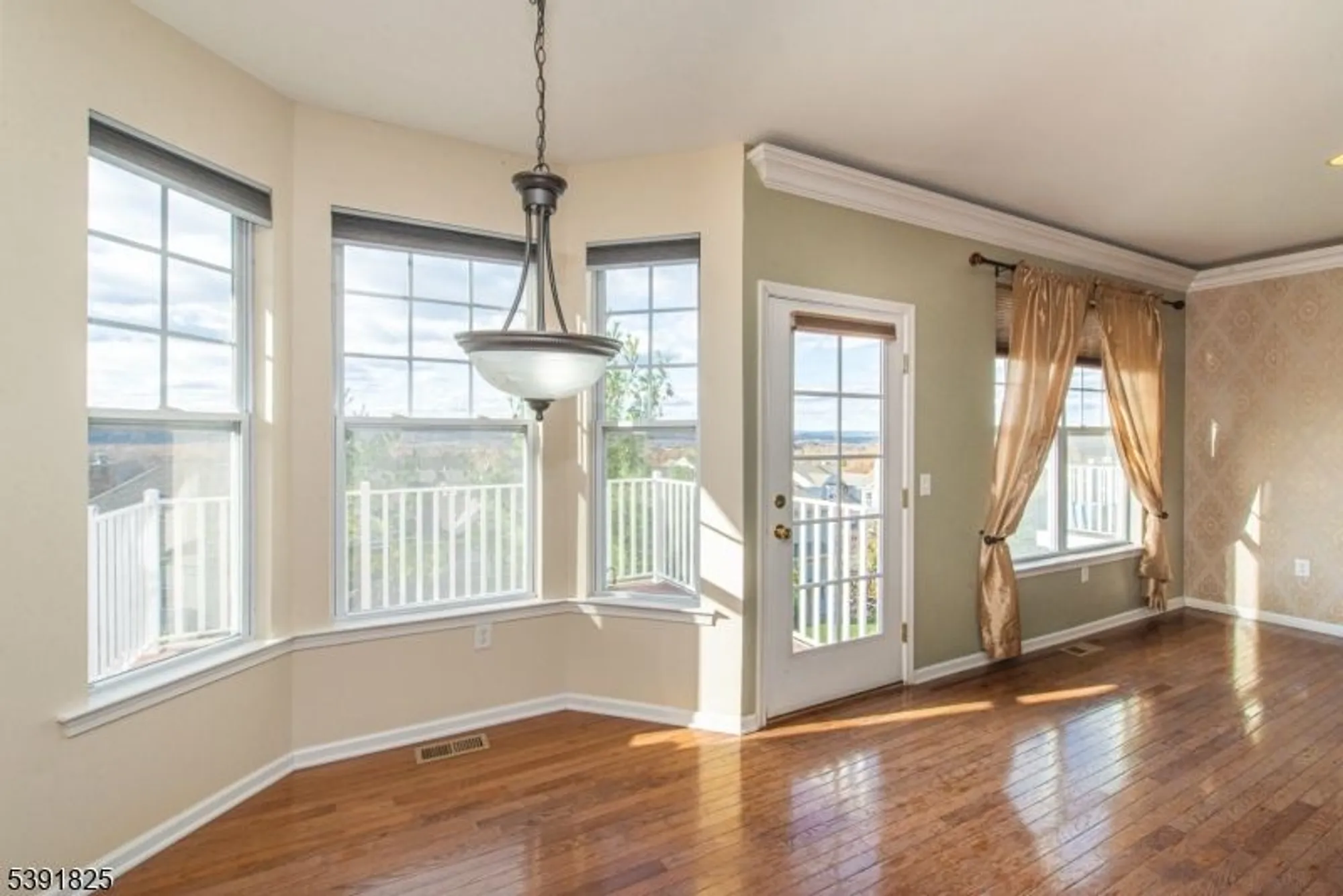 Property Slideshow image 9 of 23 | 21 junegrass way, Hackettstown, NJ, 07840