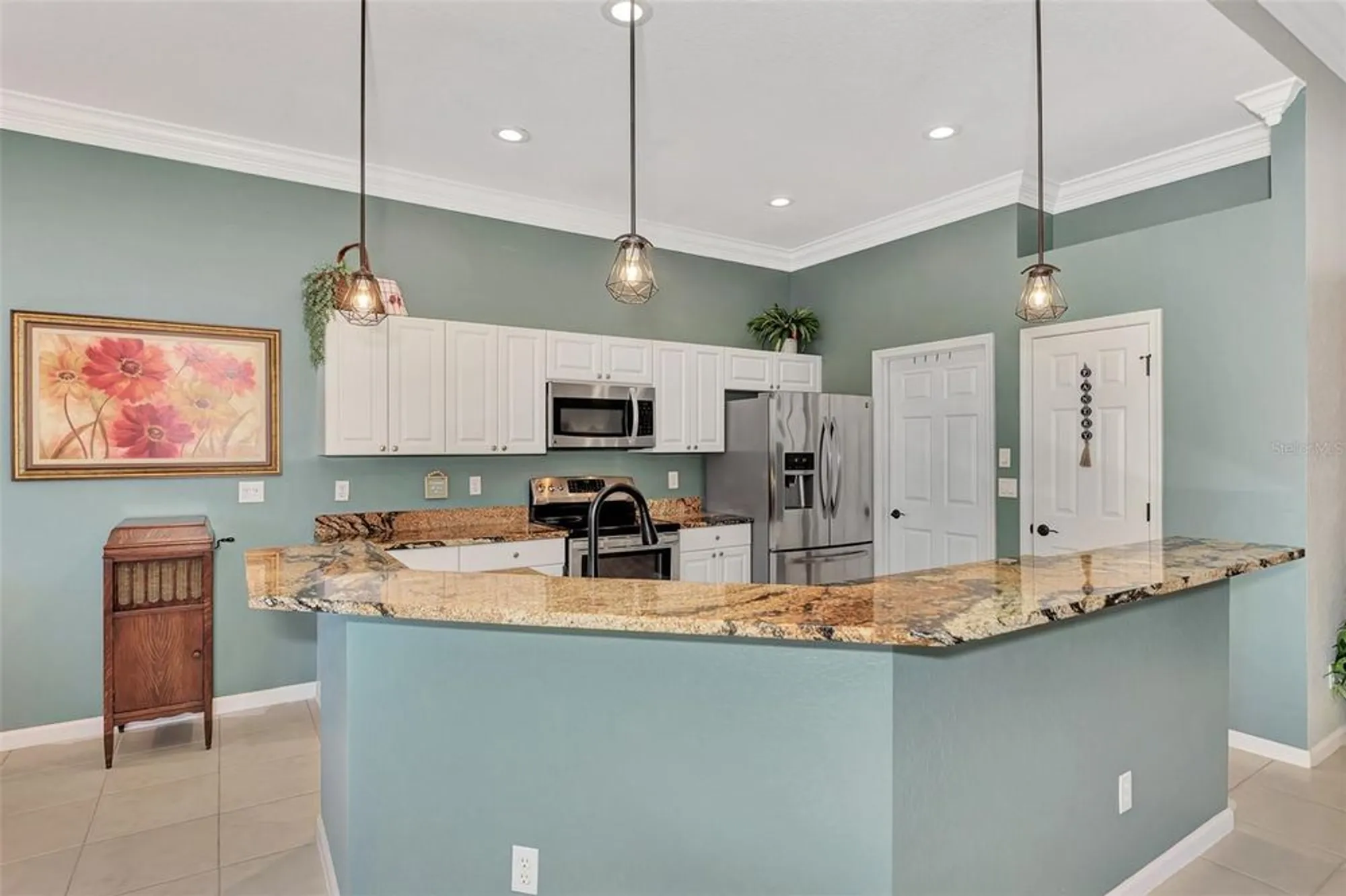 Property Slideshow image 11 of 73 | 13335 golf pointe dr, Port Charlotte, FL, 33953