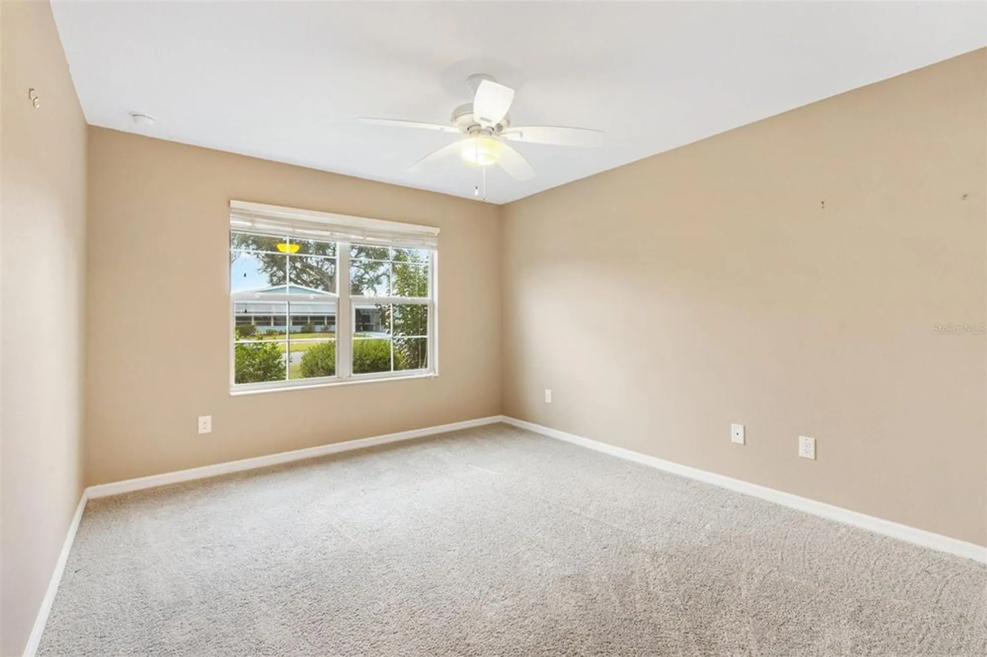 Property Slideshow image 17 of 28 | 428 tarrson blvd, Lady Lake, FL, 32159